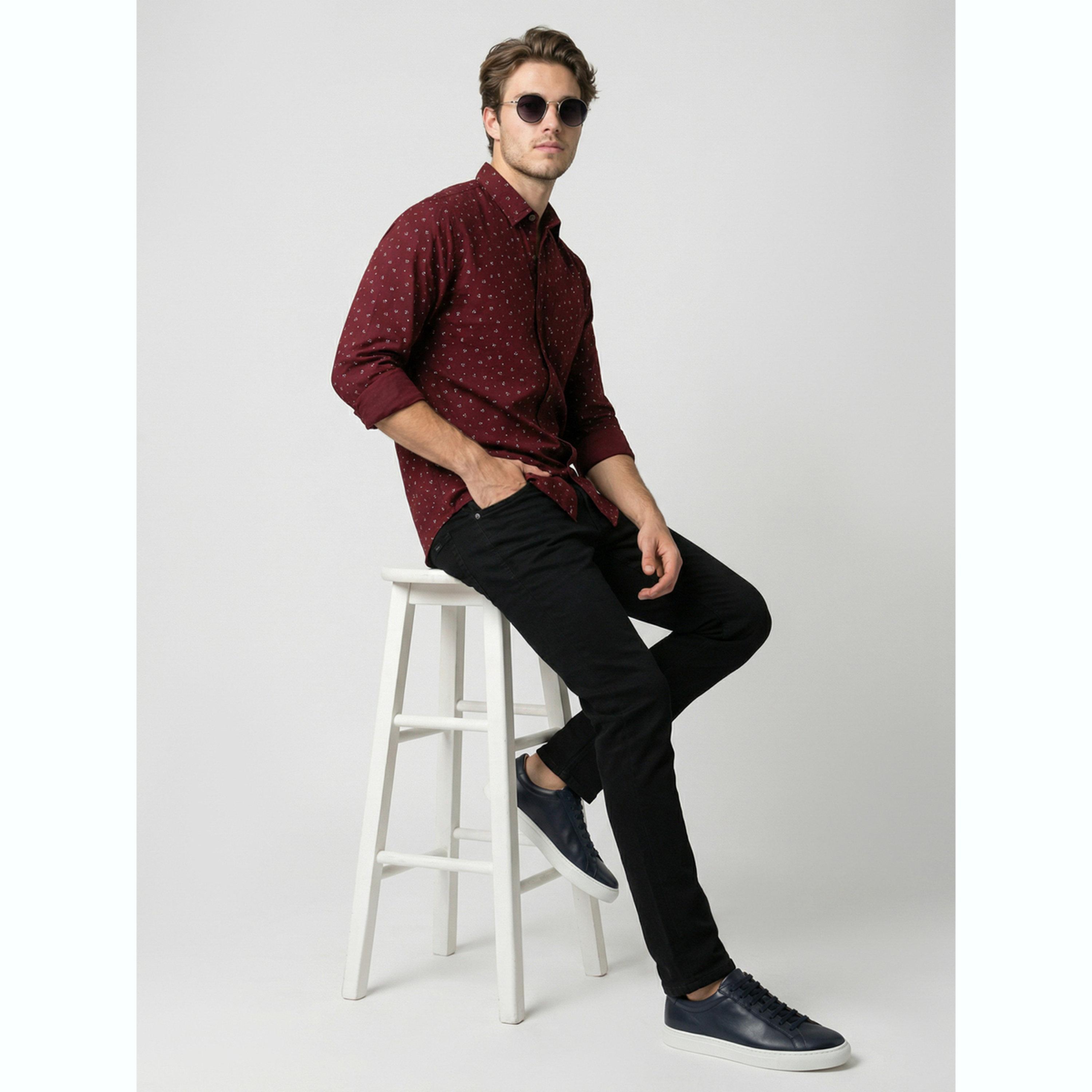 قميص عنابي مطبوع وأكمام طويلة-men-clothing-shirts-image-2