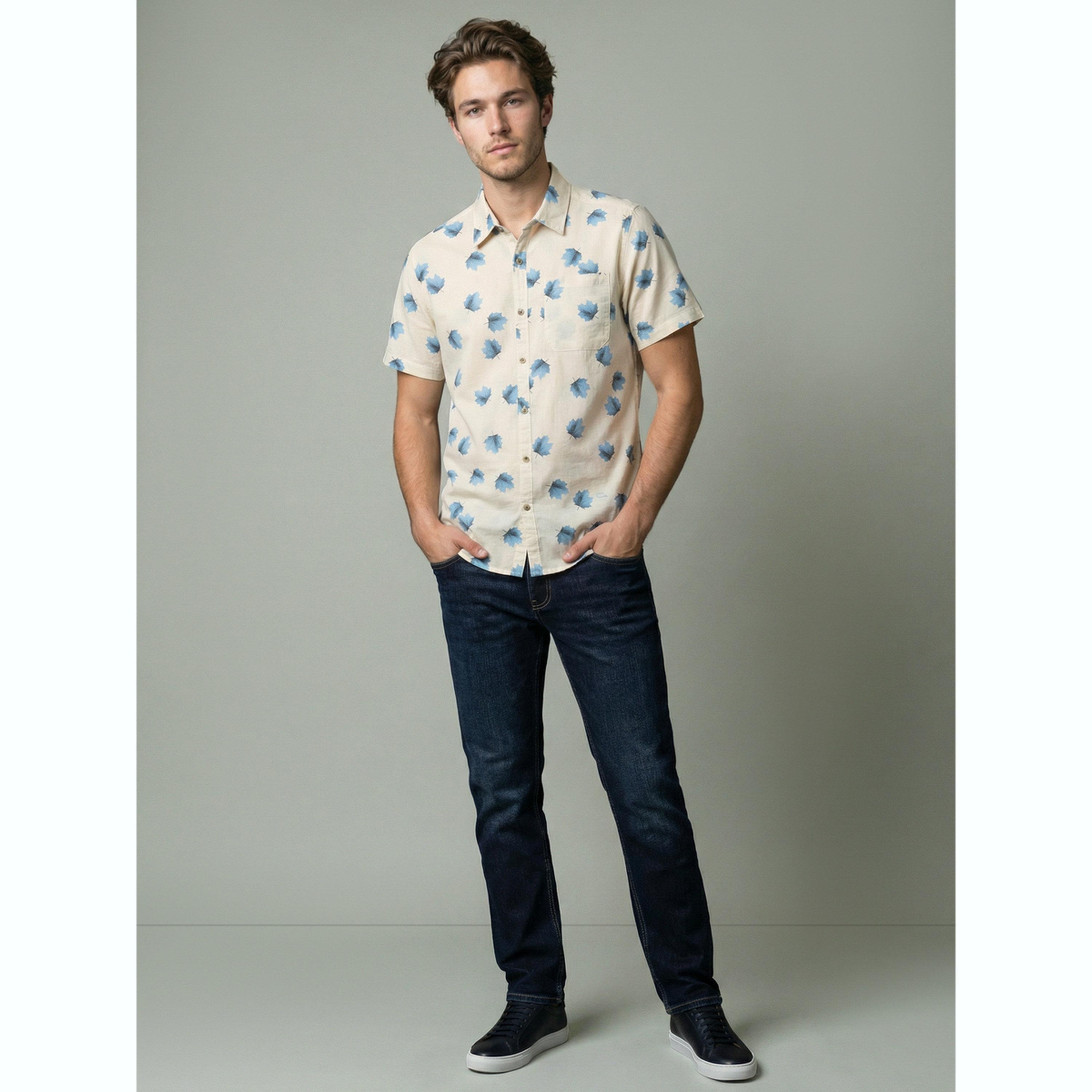 قميص بيج بطبعة أوراق الشجر وأكمام قصيرة-men-clothing-shirts-image-2