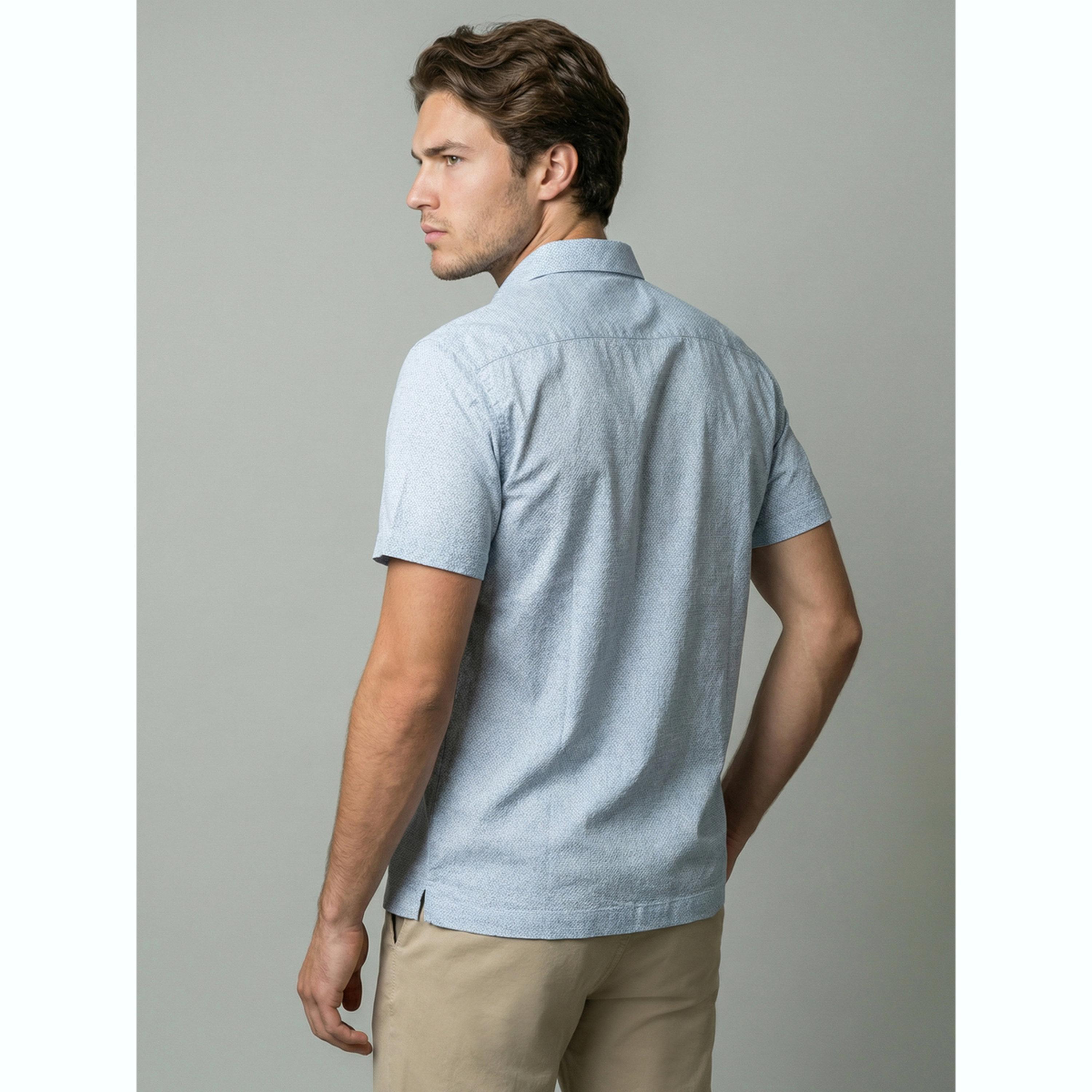 قميص أزرق فاتح مطبوع بياقة كوبية-men-clothing-shirts-image-5