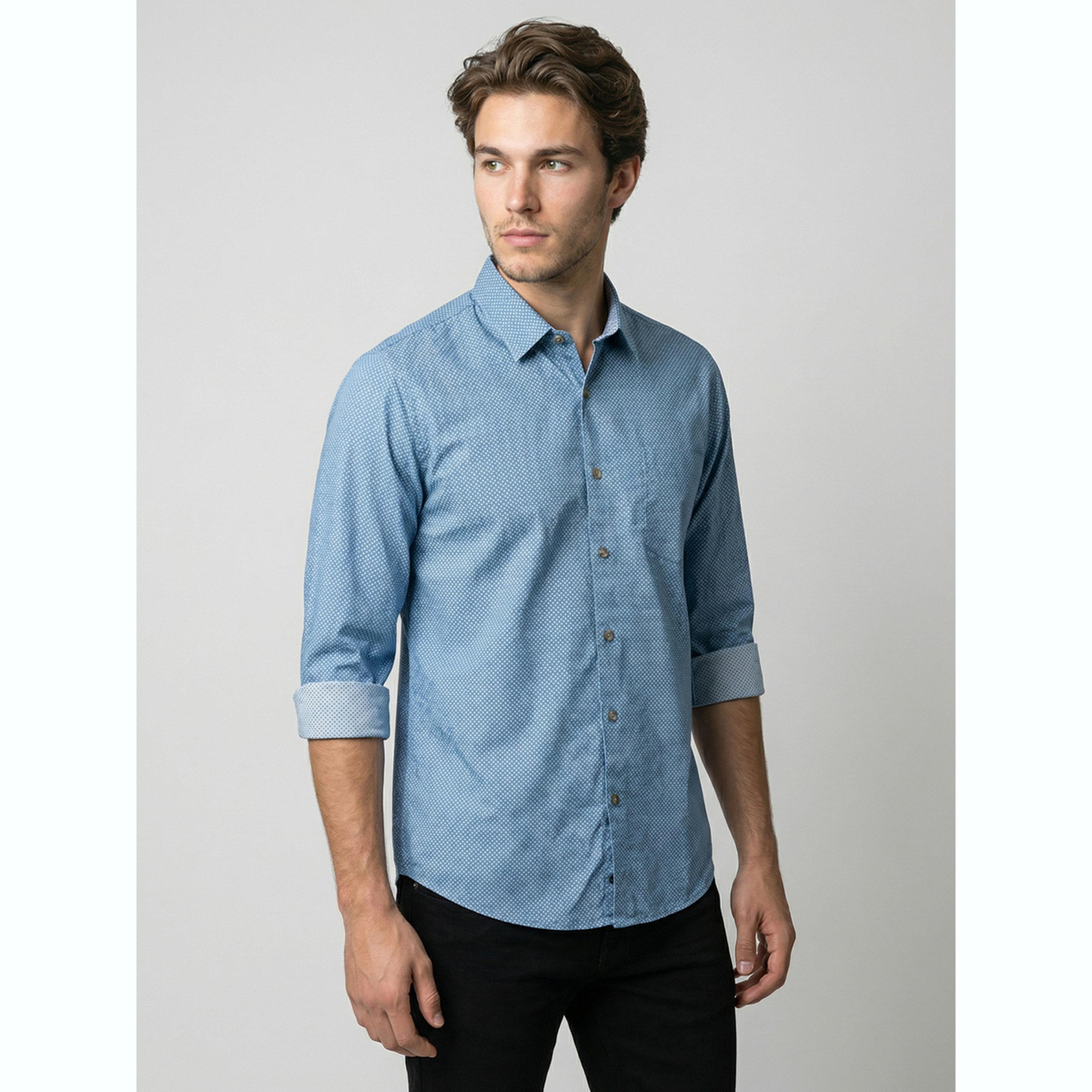 قميص أزرق فاتح بياقة مفرودة-men-clothing-shirts-image-1