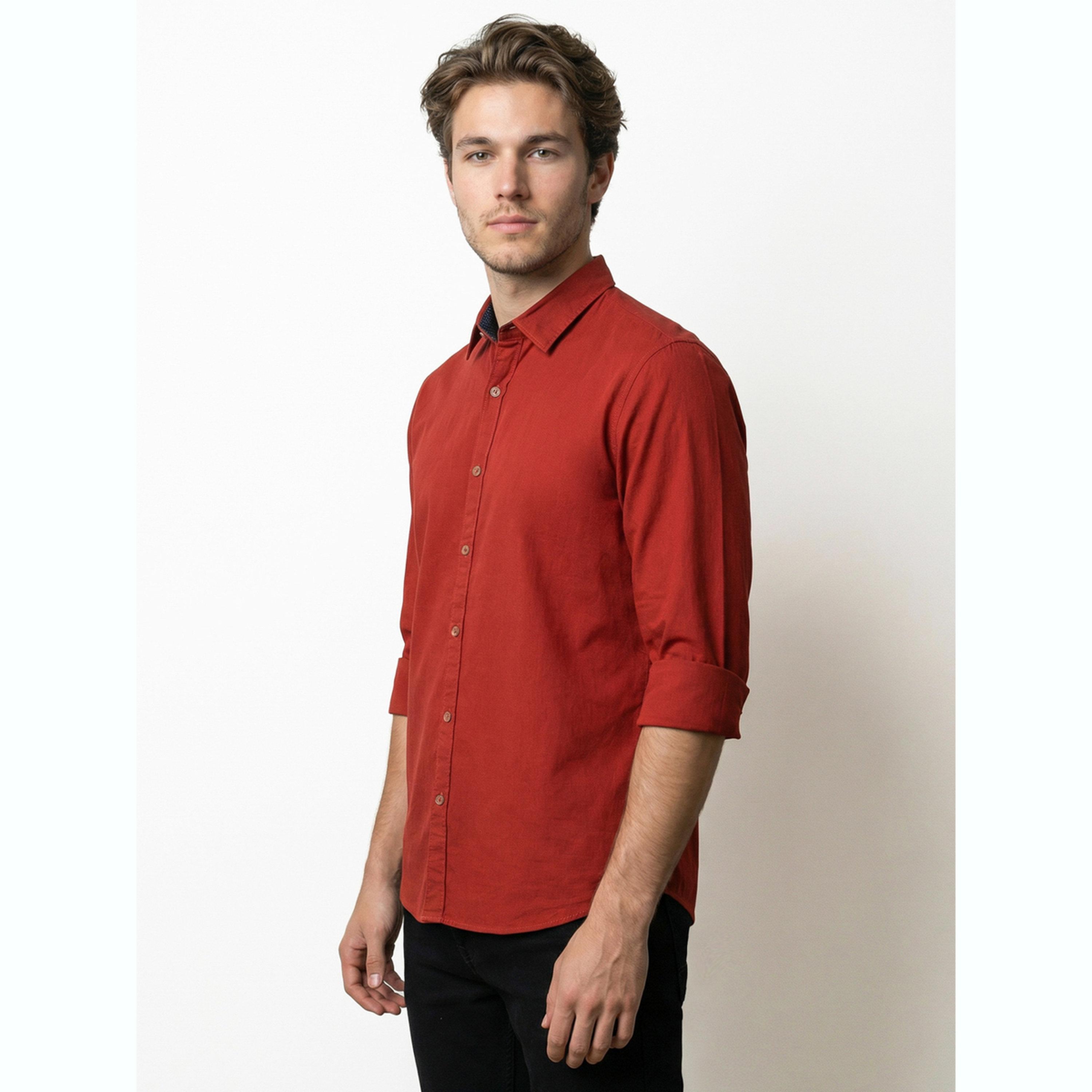 قميص أحمر بياقة مفرودة-men-clothing-shirts-image-3