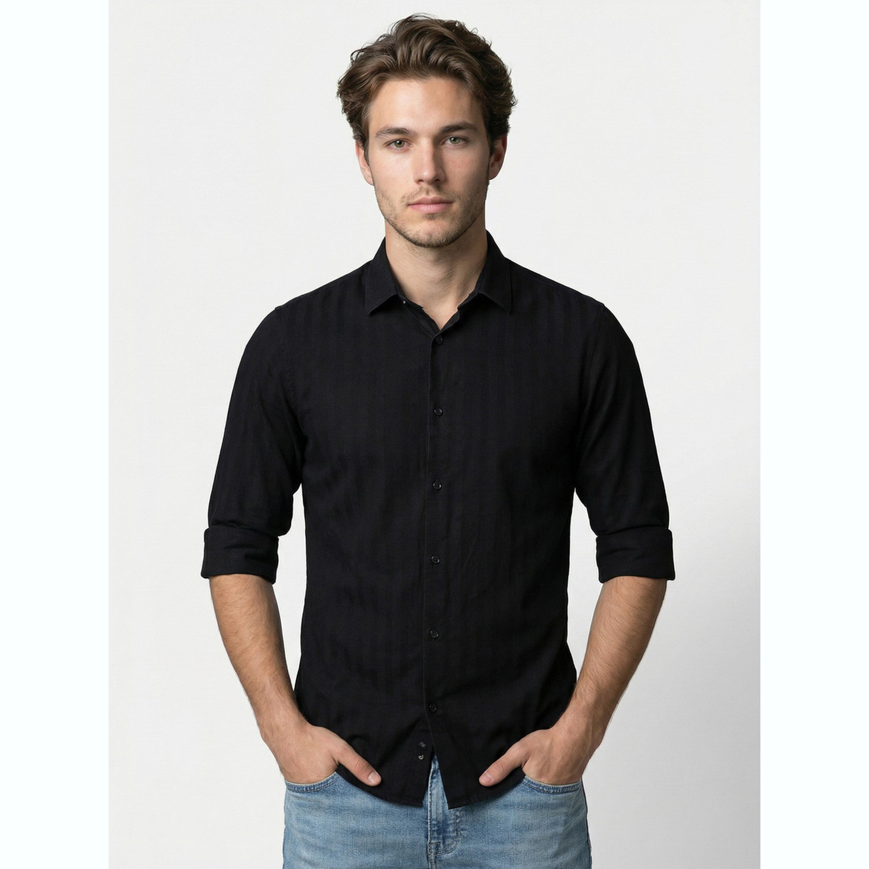 قميص أسود بياقة مفرودة-men-clothing-shirts-image-1
