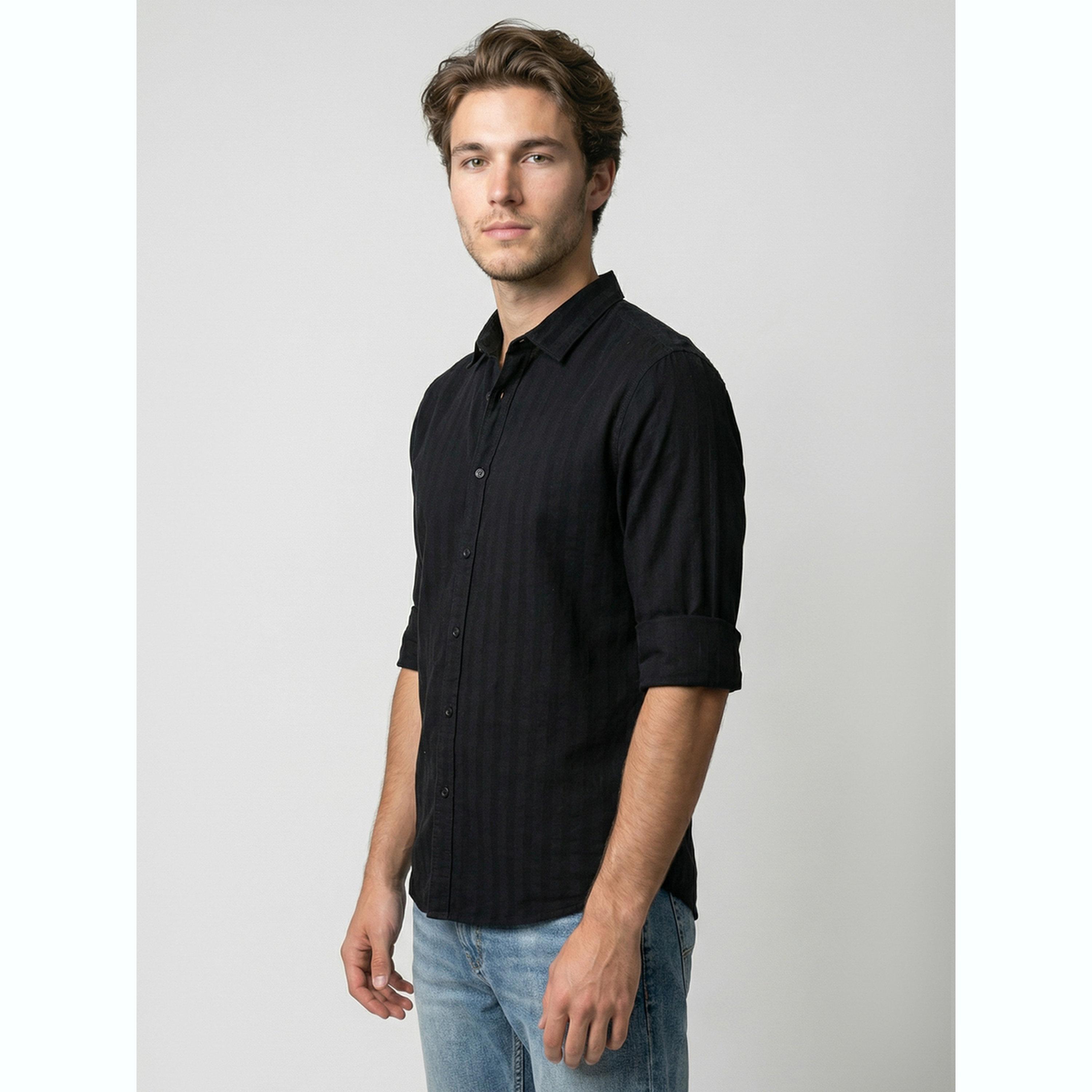 قميص أسود بياقة مفرودة-men-clothing-shirts-image-5