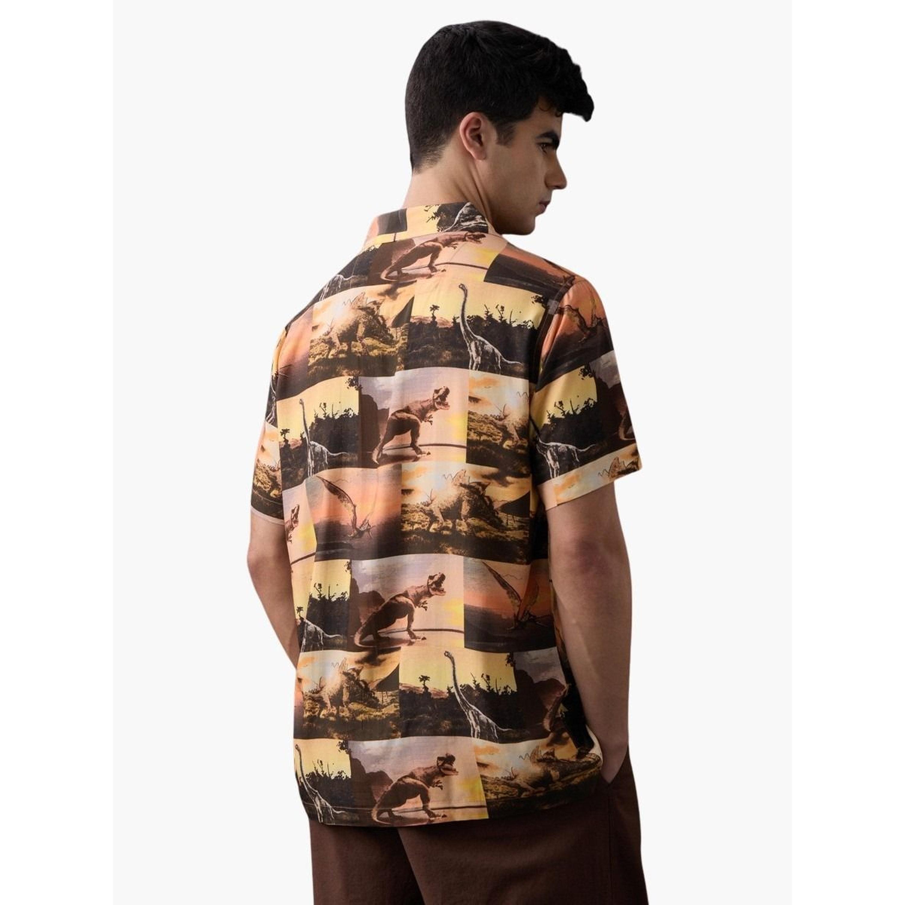 قميص بطبعة جرافيك جوراسيك بارك-men-clothing-shirts-image-3