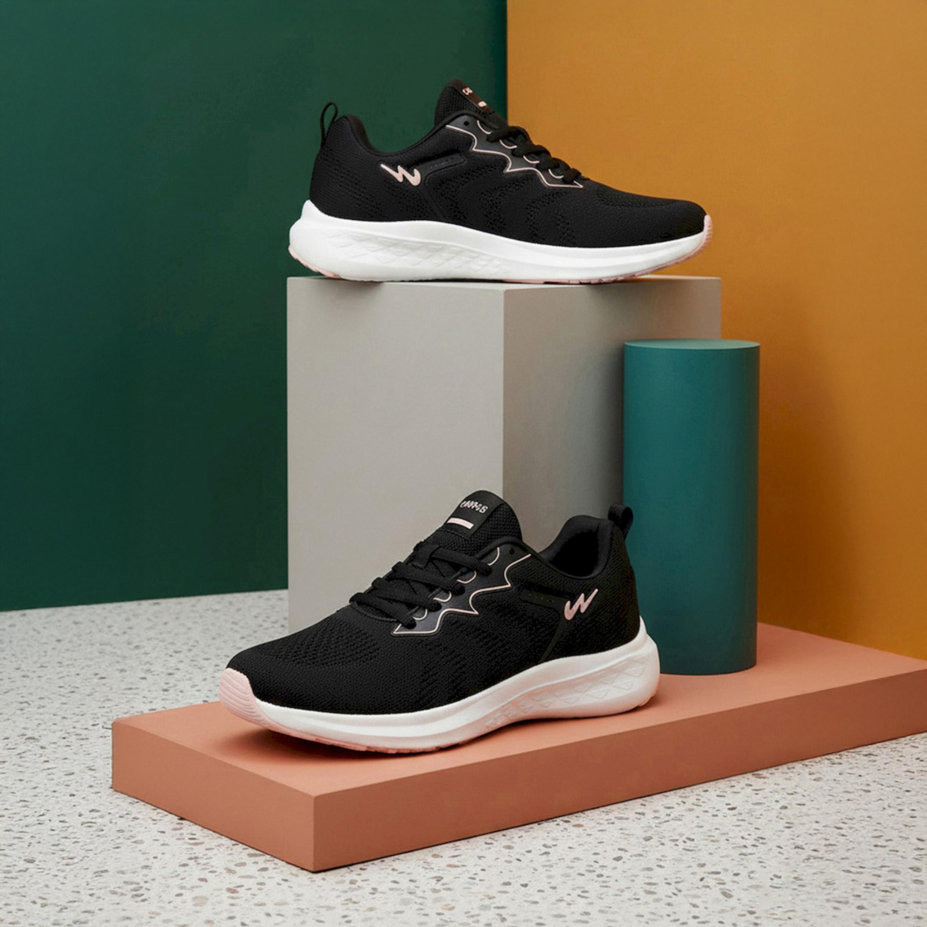 حذاء سنيكرز برباط غلق ورقبة منخفضة-women-shoes-sneakers-image-2