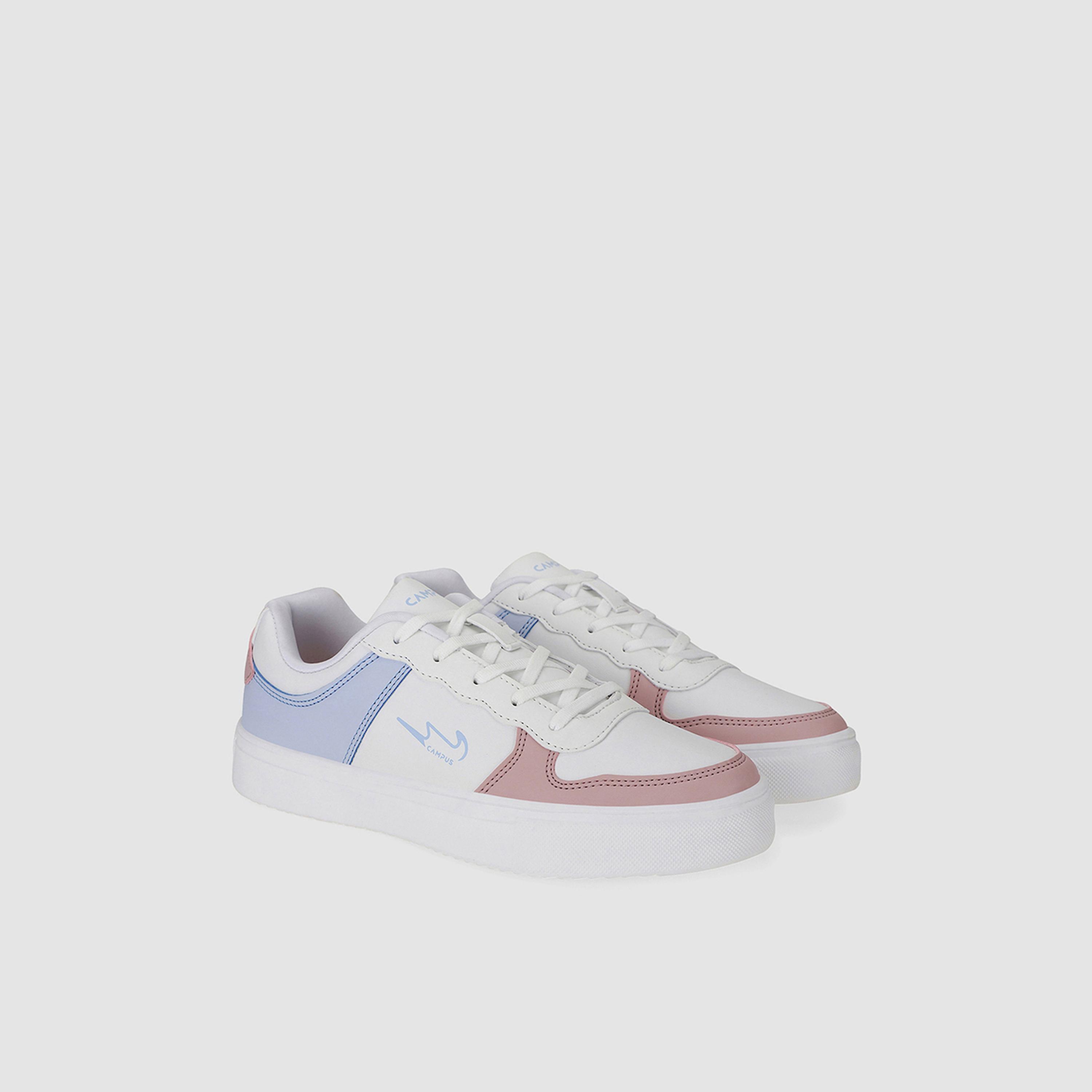 حذاء سنيكرز برباط غلق ونمط كتل الالوان-sports-women-shoes-image-1