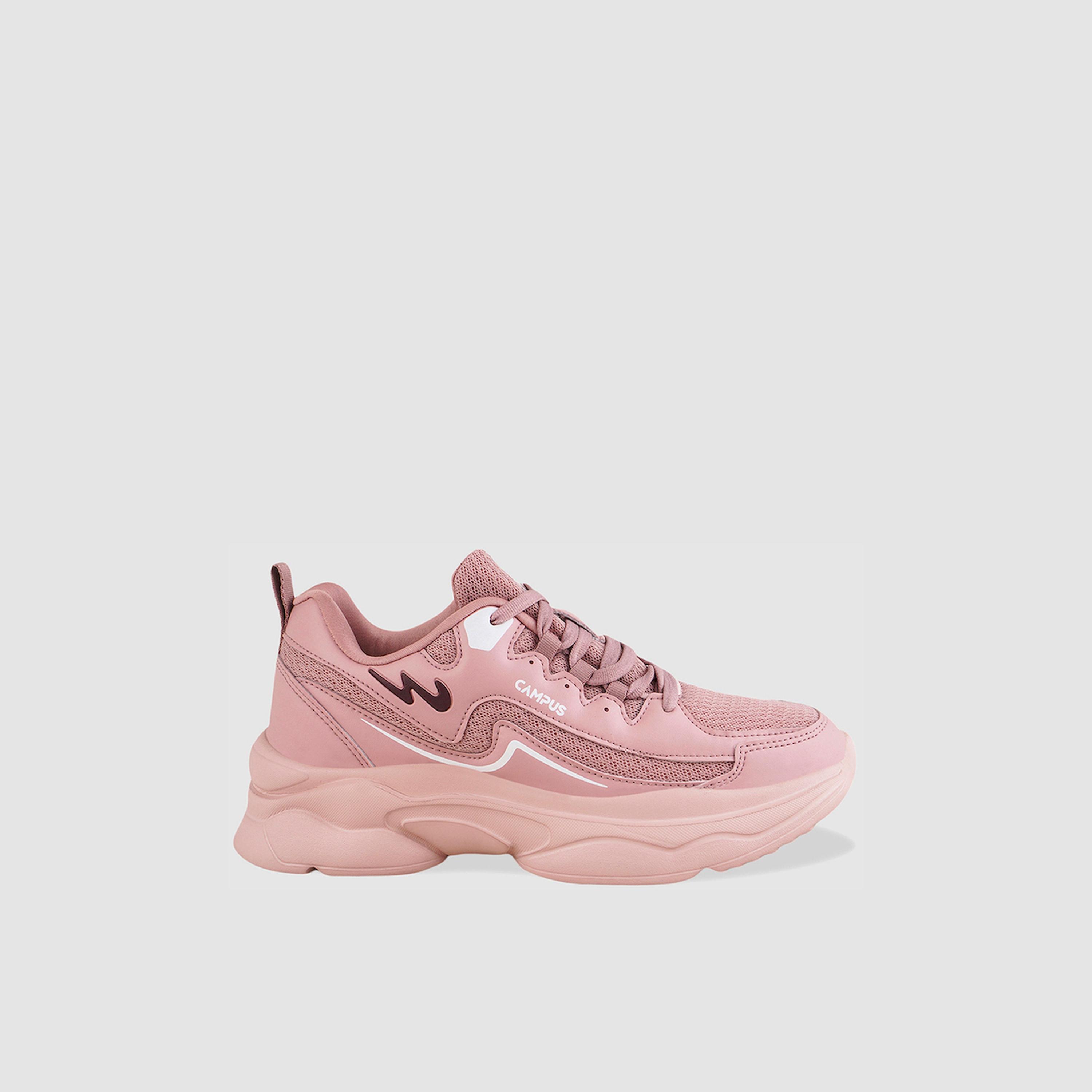 حذاء سنيكرز برباط غلق وتفاصيل بارزة الملمس-women-shoes-sneakers-image-3