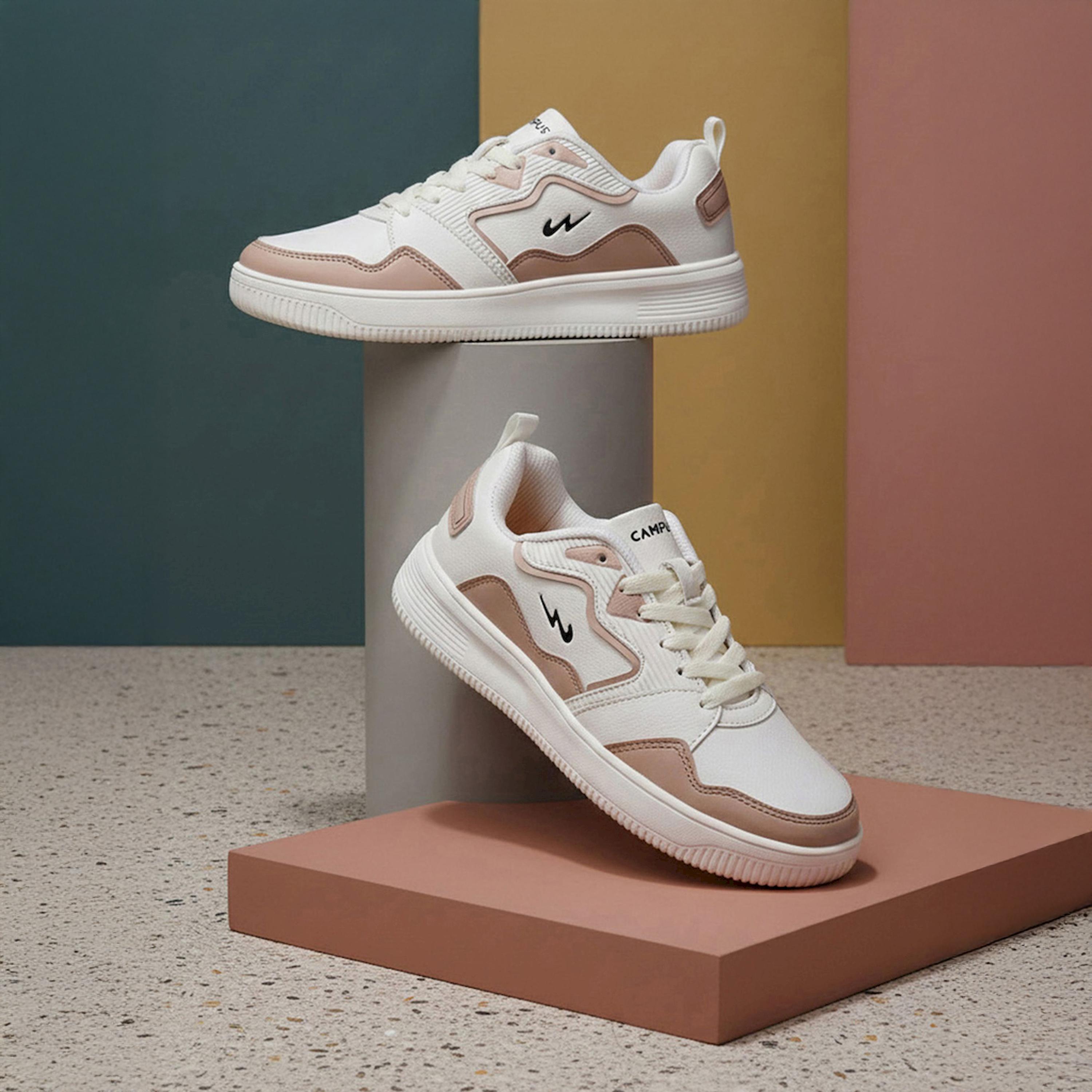 حذاء سنيكرز بألواح ورقبة منخفضة-women-shoes-sneakers-image-4