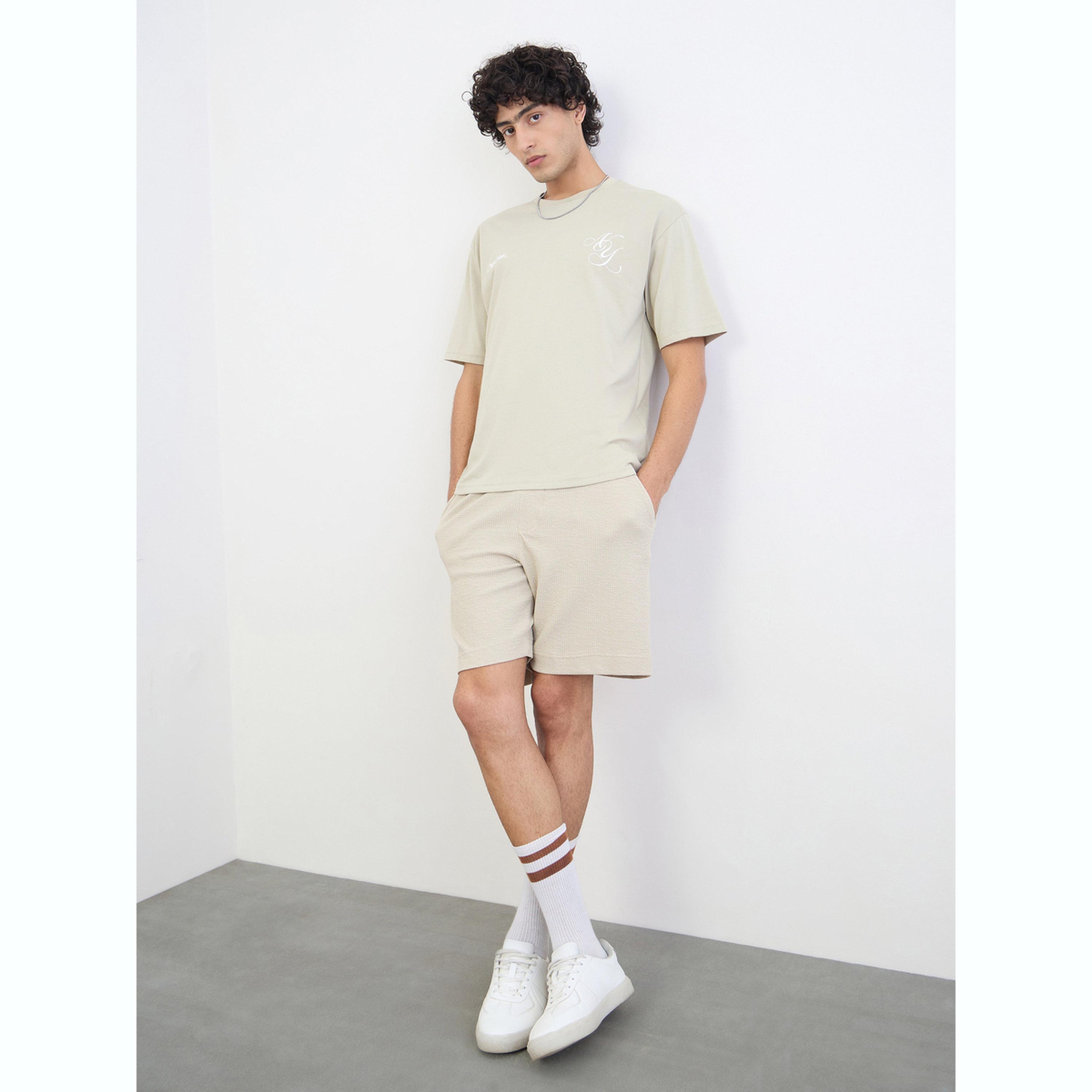 تيشيرت بقصة مريحة وطبعة جرافيك-men-clothing-tshirtsandpolos-tshirts-image-2