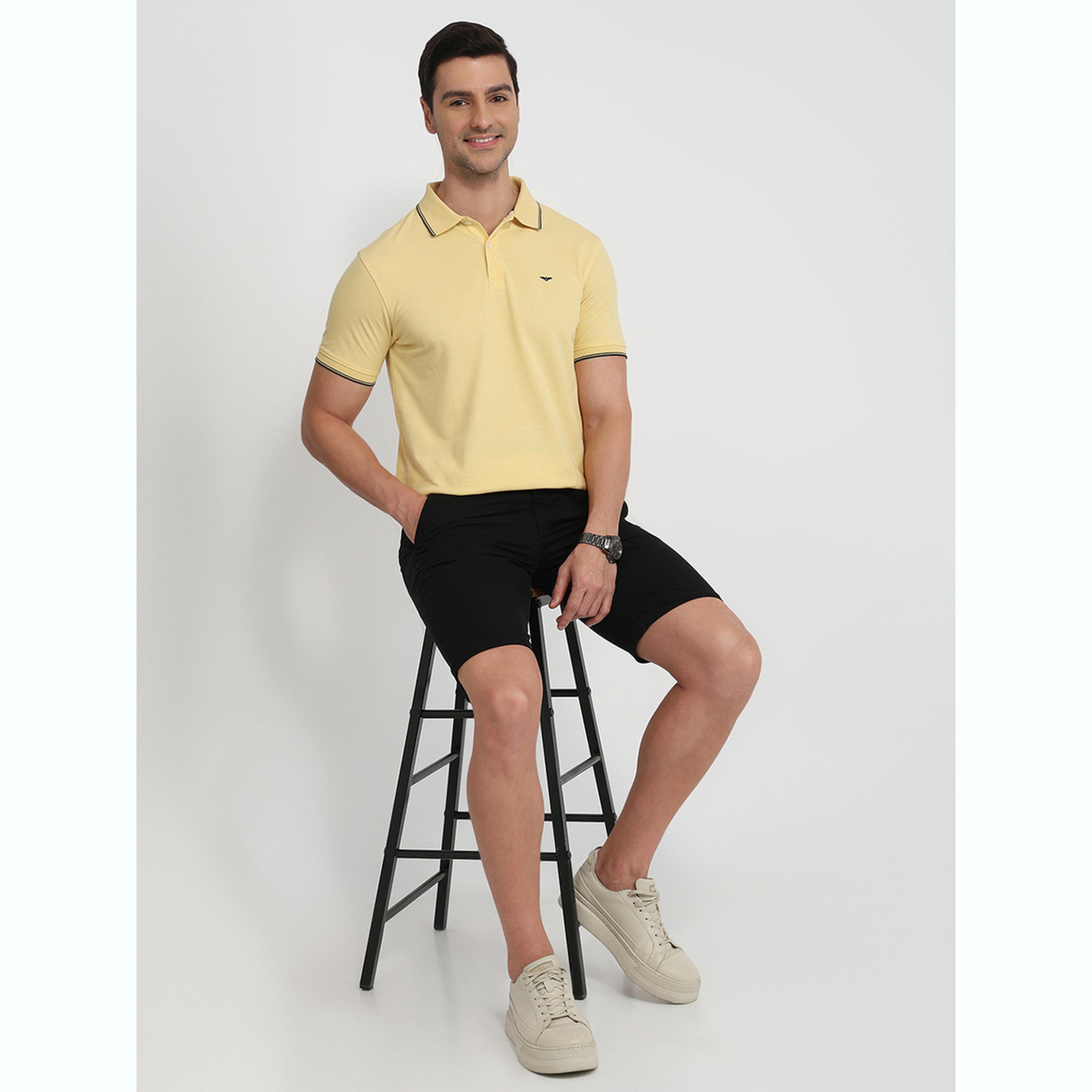 تيشيرت بولو بقصة سليم فت وتفاصيل ملونة-men-clothing-tshirtsandpolos-polos-image-2