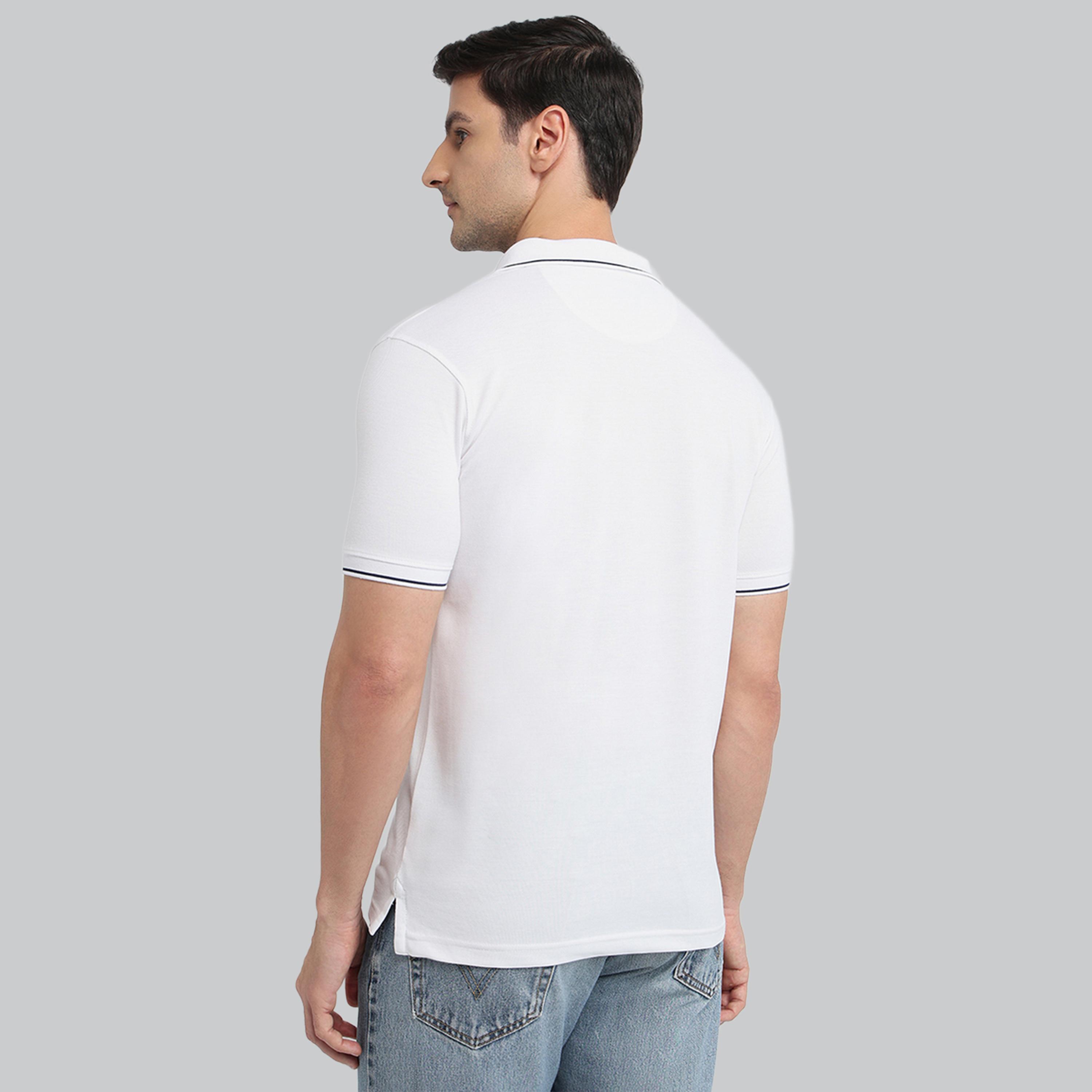 تيشيرت بولو بقصة سليم فت وتفاصيل ملونة-men-clothing-tshirtsandpolos-polos-image-4