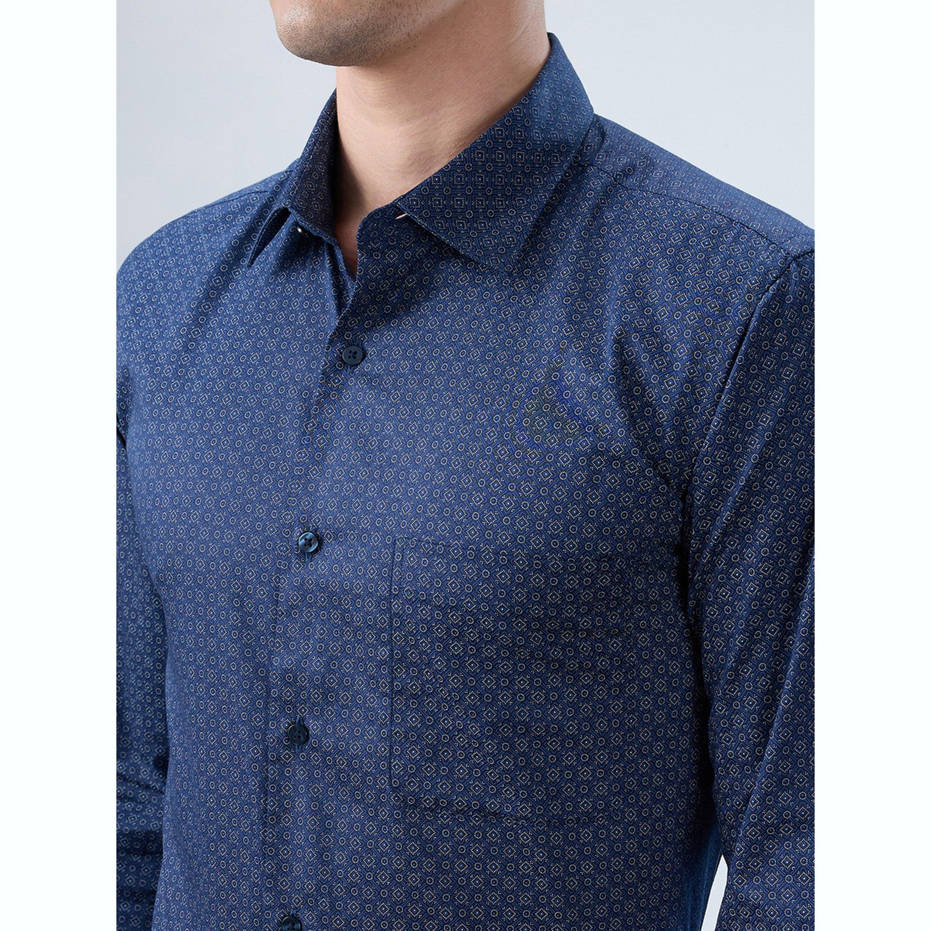 قميص قطن بقصة سليم فت عصرية وطبعة-men-clothing-shirts-image-6