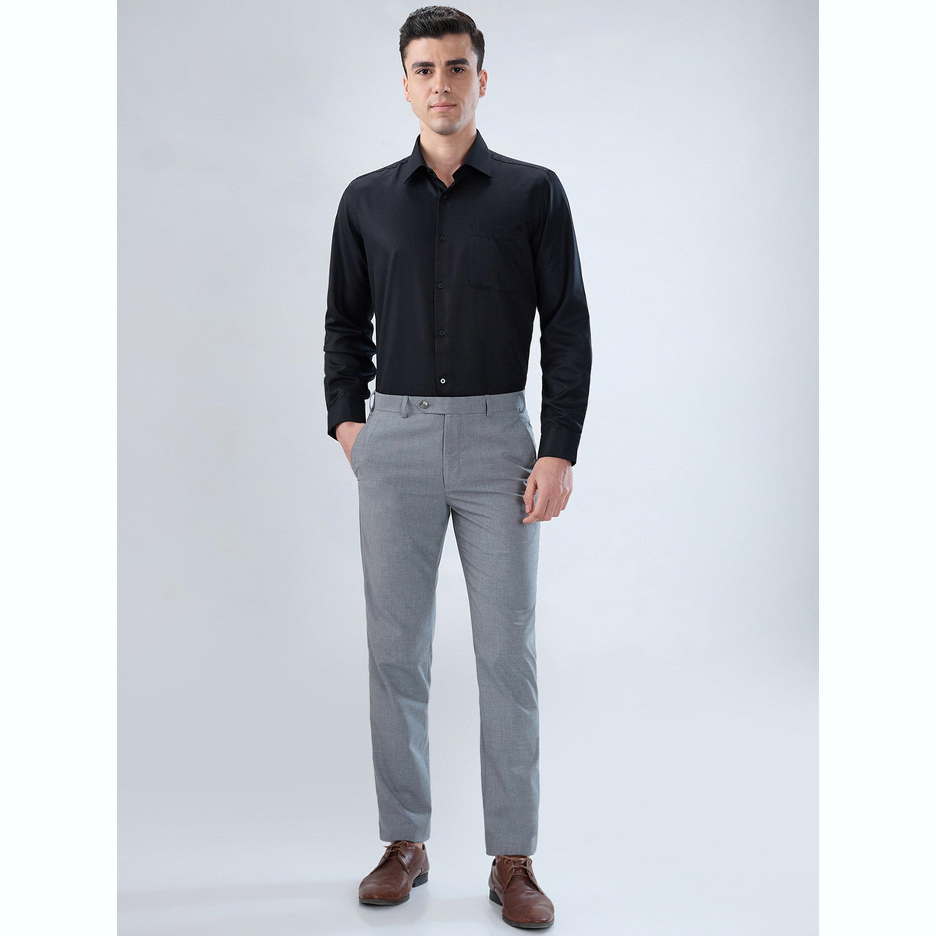قميص بقصة سليم فت عصرية وتفاصيل جيب سادة-men-clothing-shirts-image-2