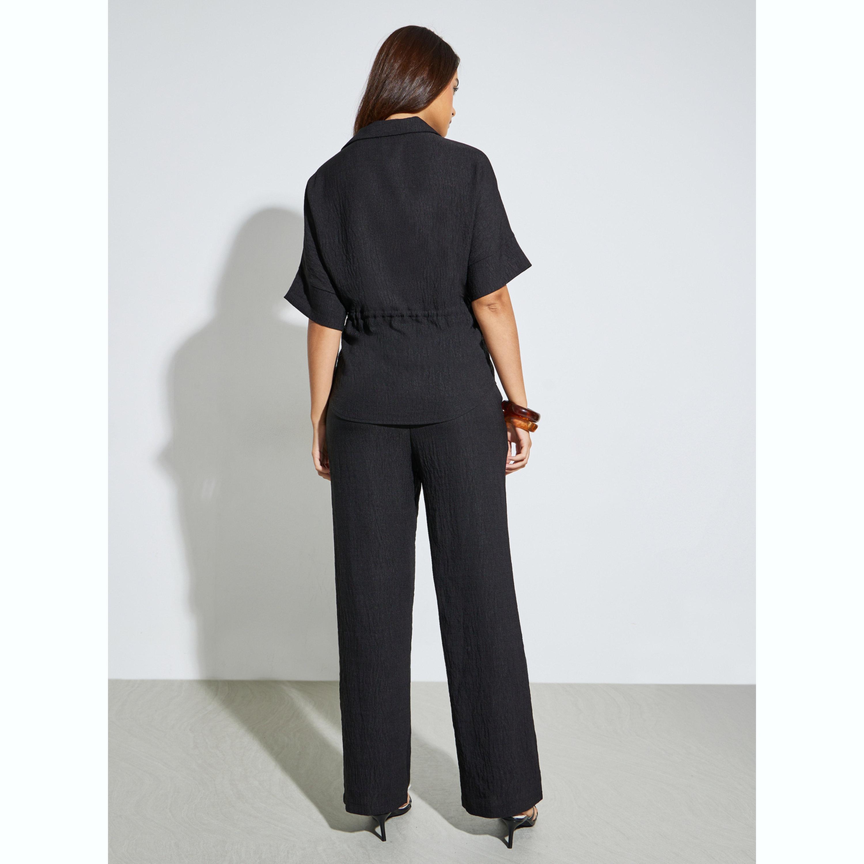 طقم من بلوزة بياقة مفتوحة ورباط مزين بالخرز مع بنطال-women-clothing-coordsets-image-4
