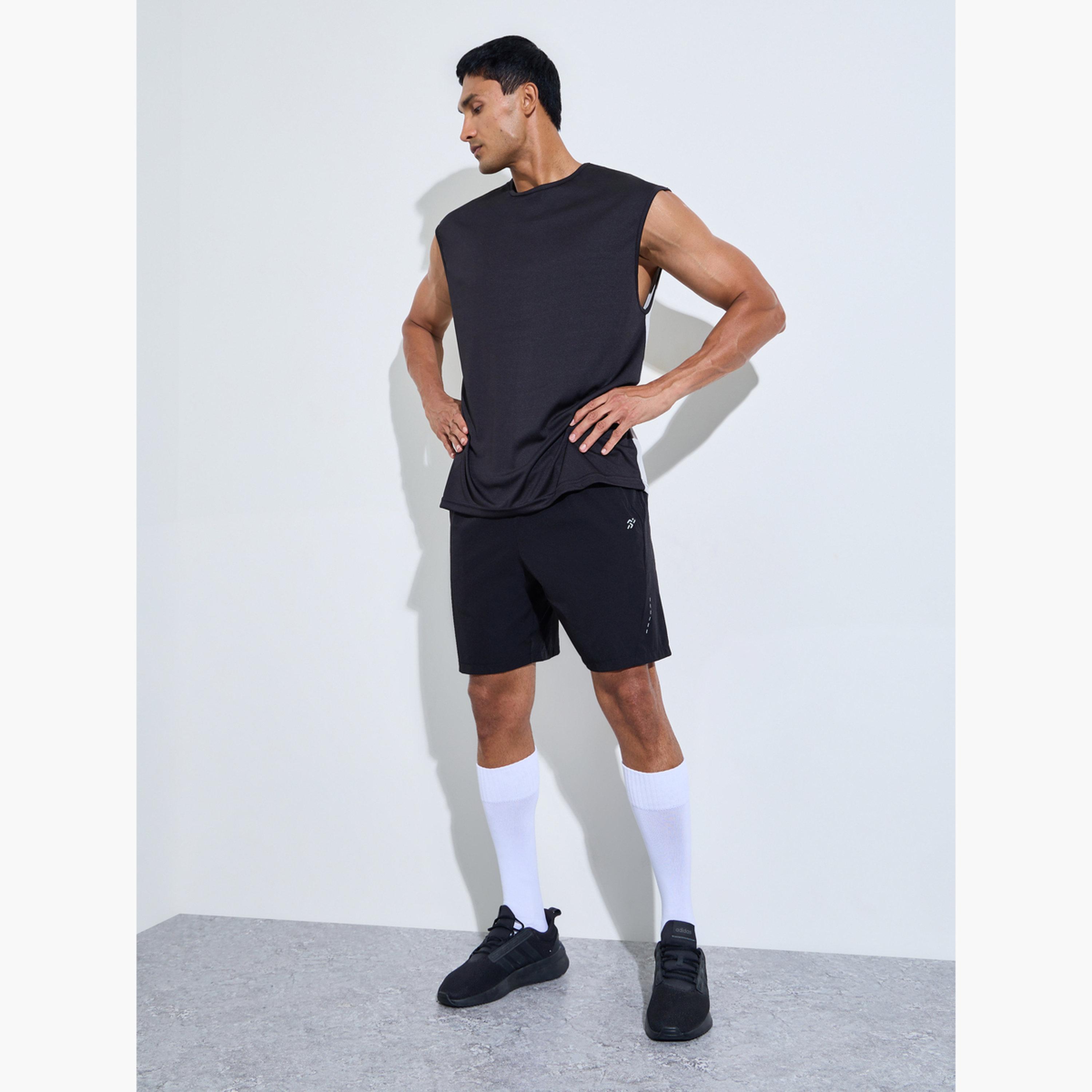 شورت تمرين نايلون بتفاصيل ألواح للرجال-sports-men-clothing-bottoms-shorts-image-2