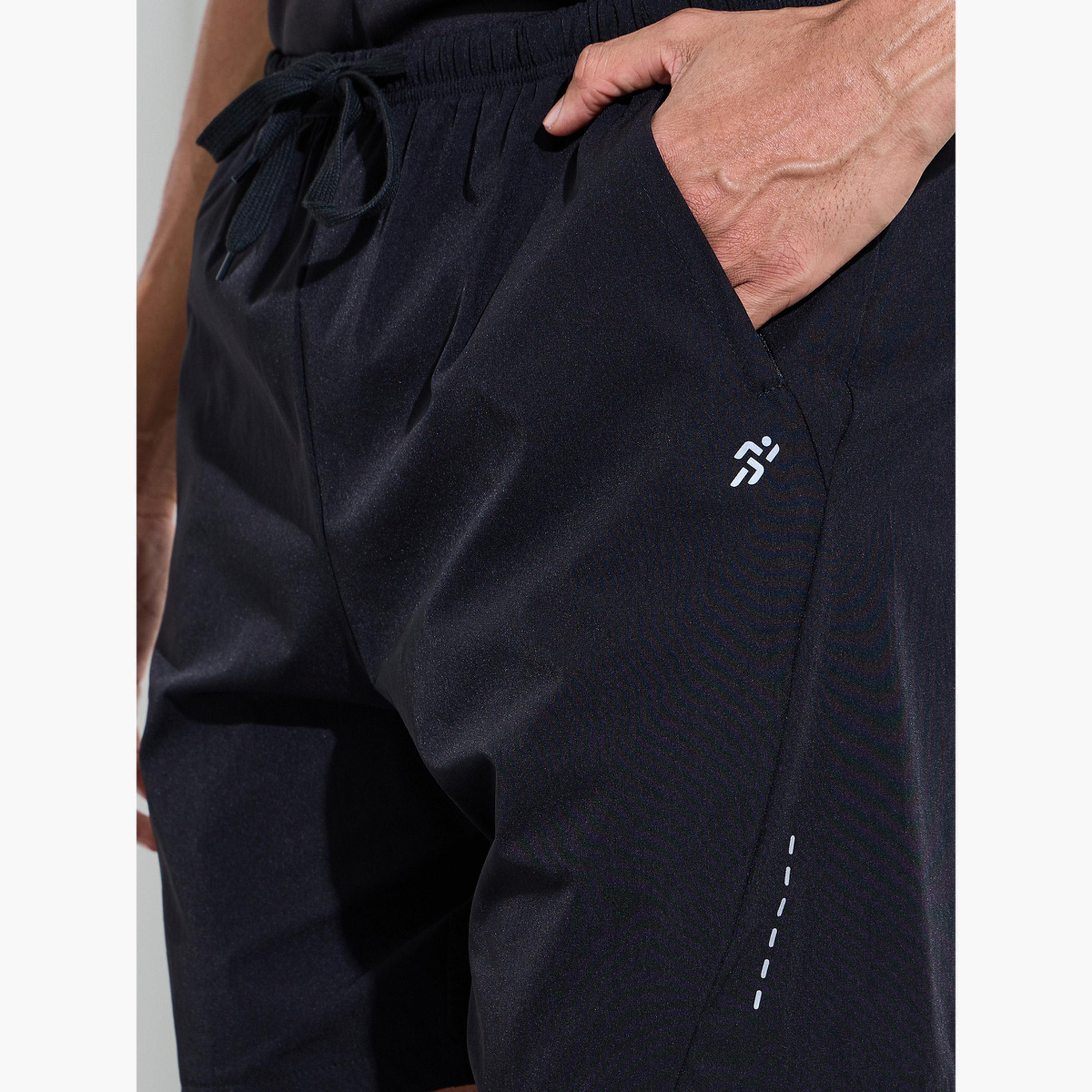 شورت تمرين نايلون بتفاصيل ألواح للرجال-sports-men-clothing-bottoms-shorts-image-3
