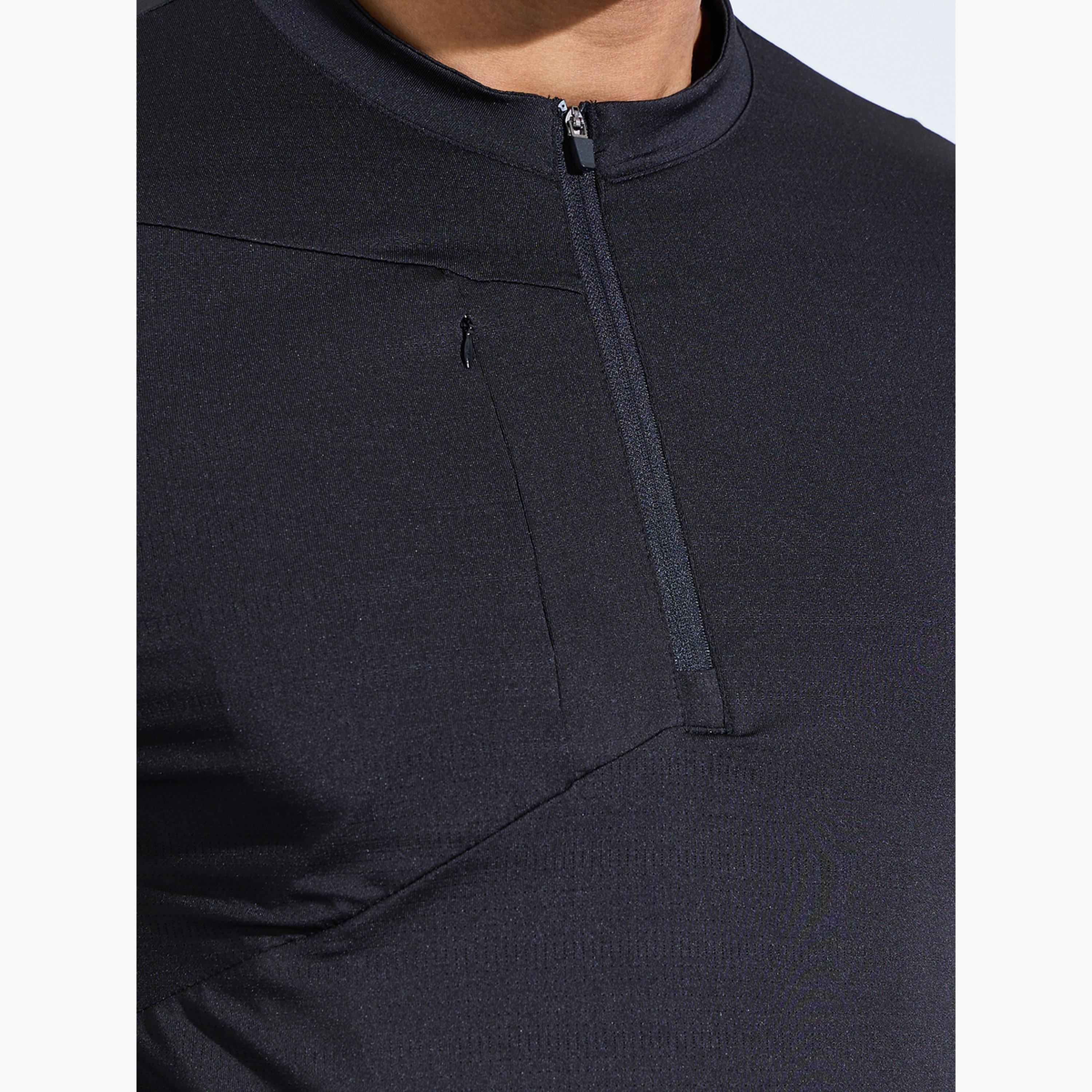 Styli Men Quarter-Zip Long Sleeve Training T-Shirt-men-clothing-sportswearandactivewear-tshirtsandpolos-image-5