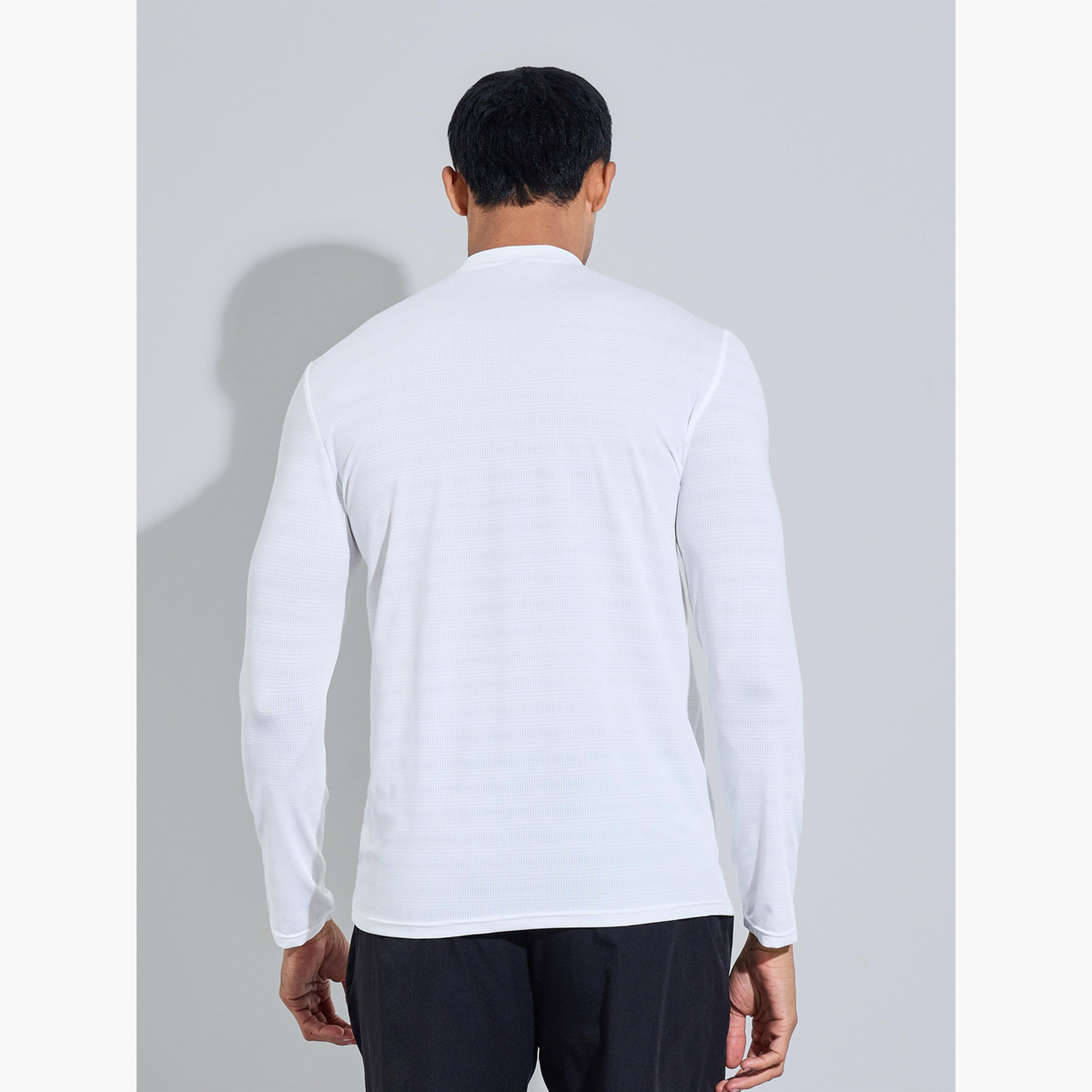 ستايلي - تيشيرت رياضي رجالي بأكمام طويلة وسحاب ربعي-men-clothing-sportswearandactivewear-tshirtsandpolos-image-4