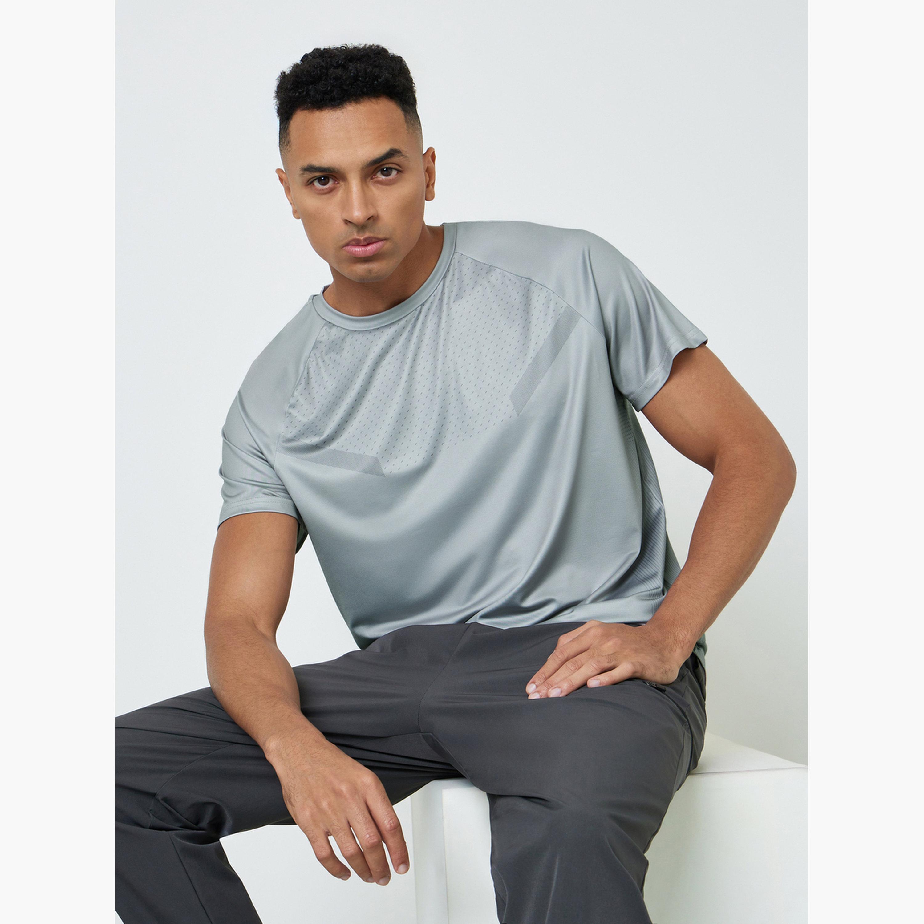 تيشيرت تمرين بأكمام راجلان للرجال-men-clothing-sportswearandactivewear-tshirtsandpolos-image-3