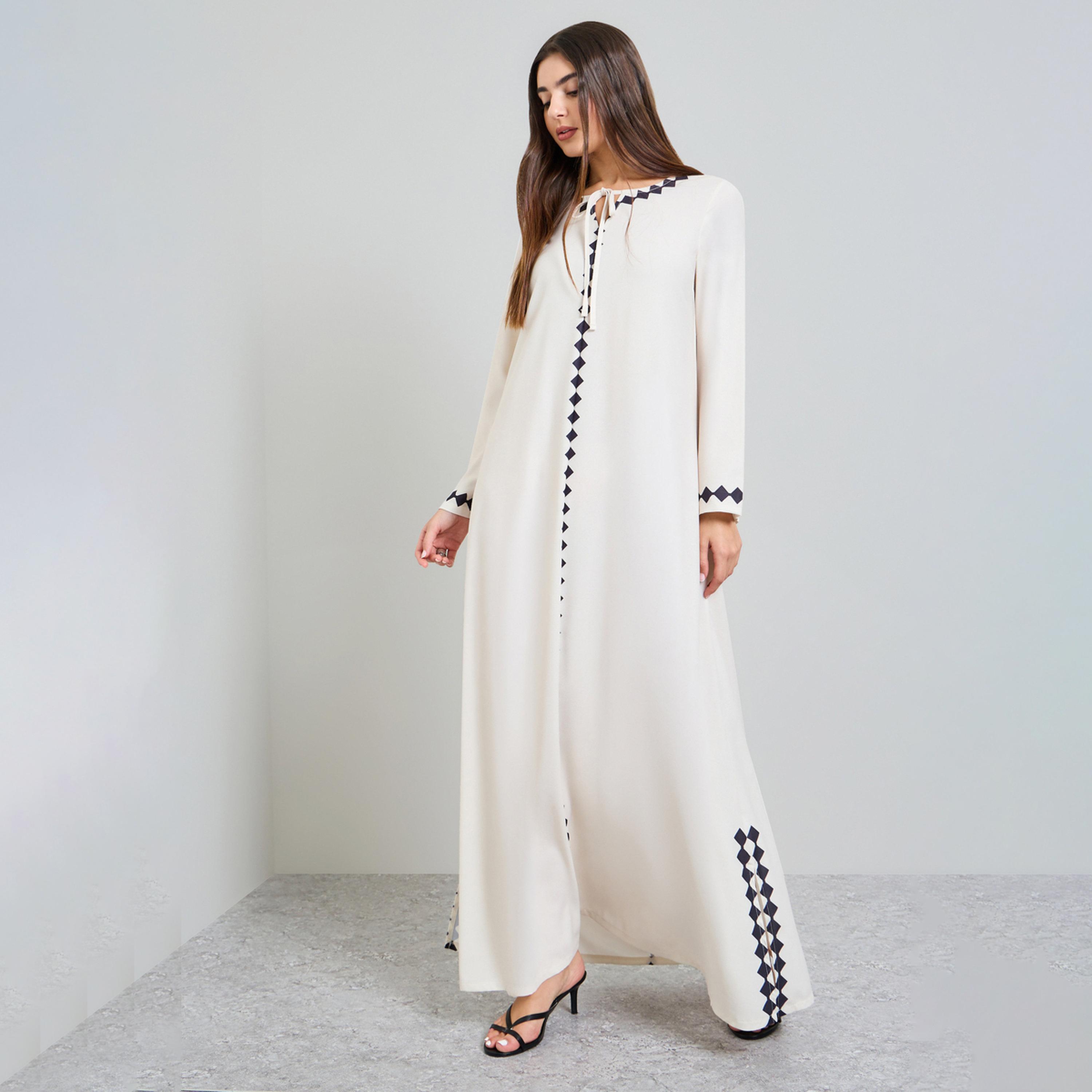 جلابية طويلة مطبعة مع ياقة بأربطة-women-arabicclothing-jalabiyas-image-1