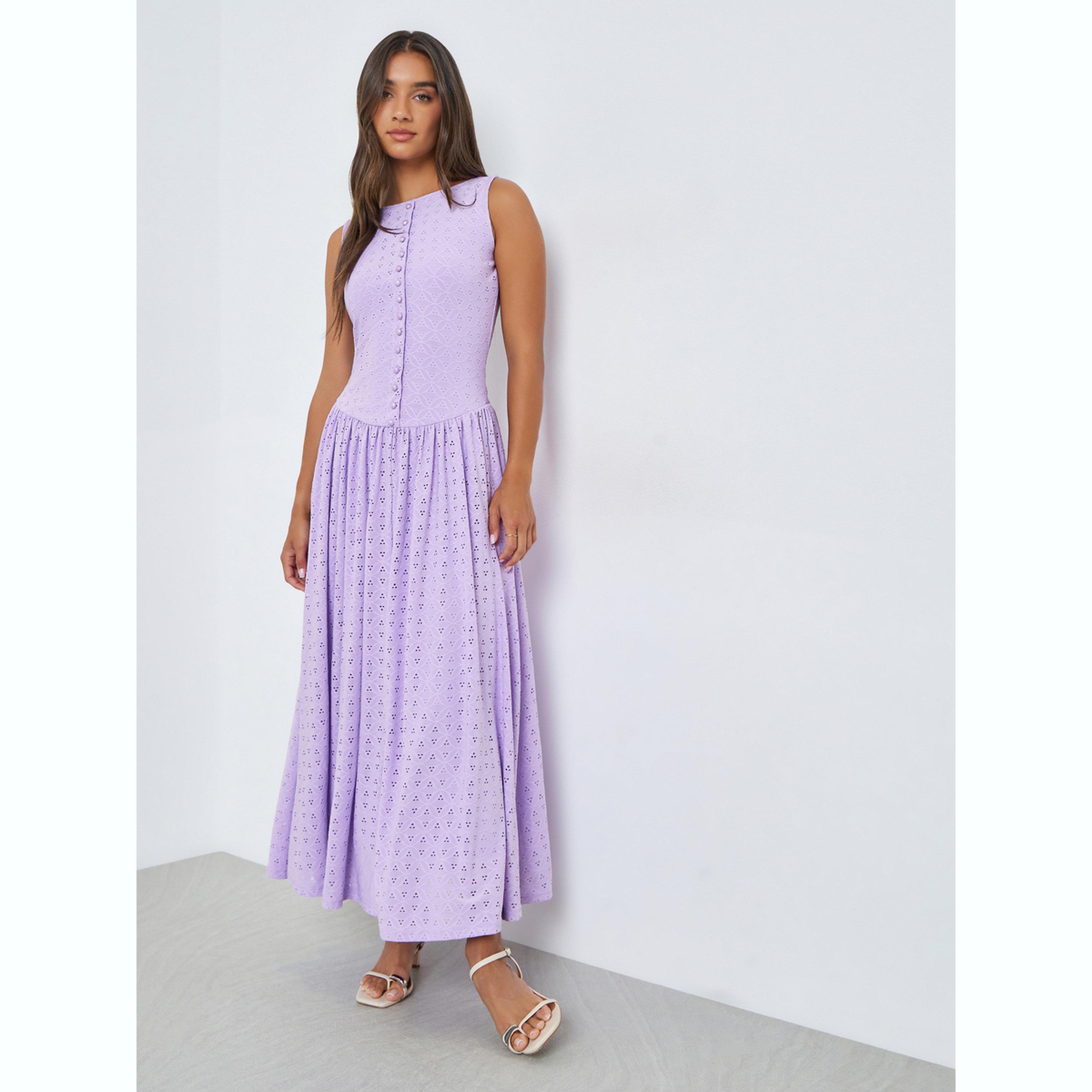 فستان طويل بحافة واسعة وتفاصيل شيفلي-women-clothing-dresses-image-3