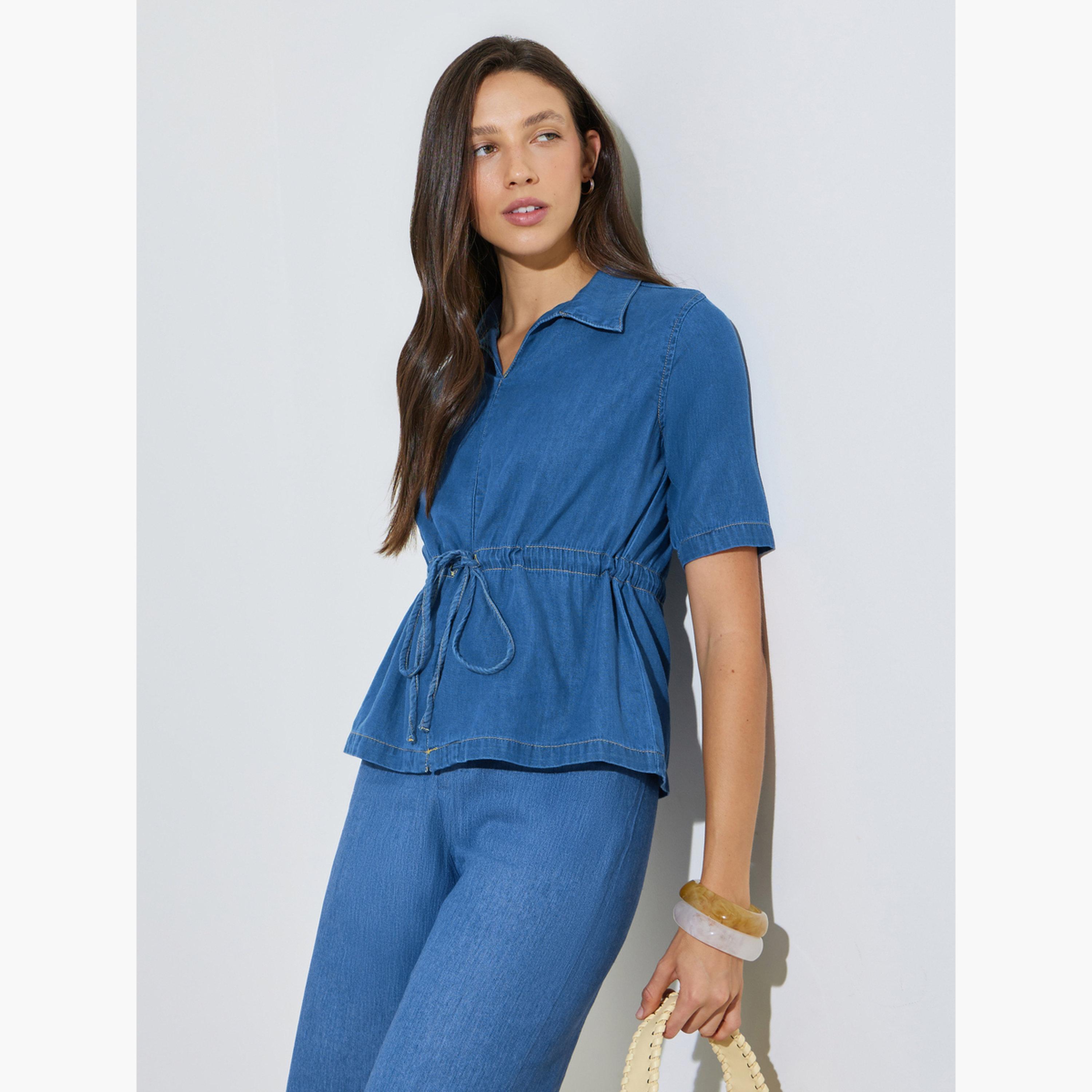 ستايلي - بلوزة جينز زرقاء متوسطة اللون بتصميم بيبلوم مع رباط-women-clothing-shirtsandblouses-blouses-image-3