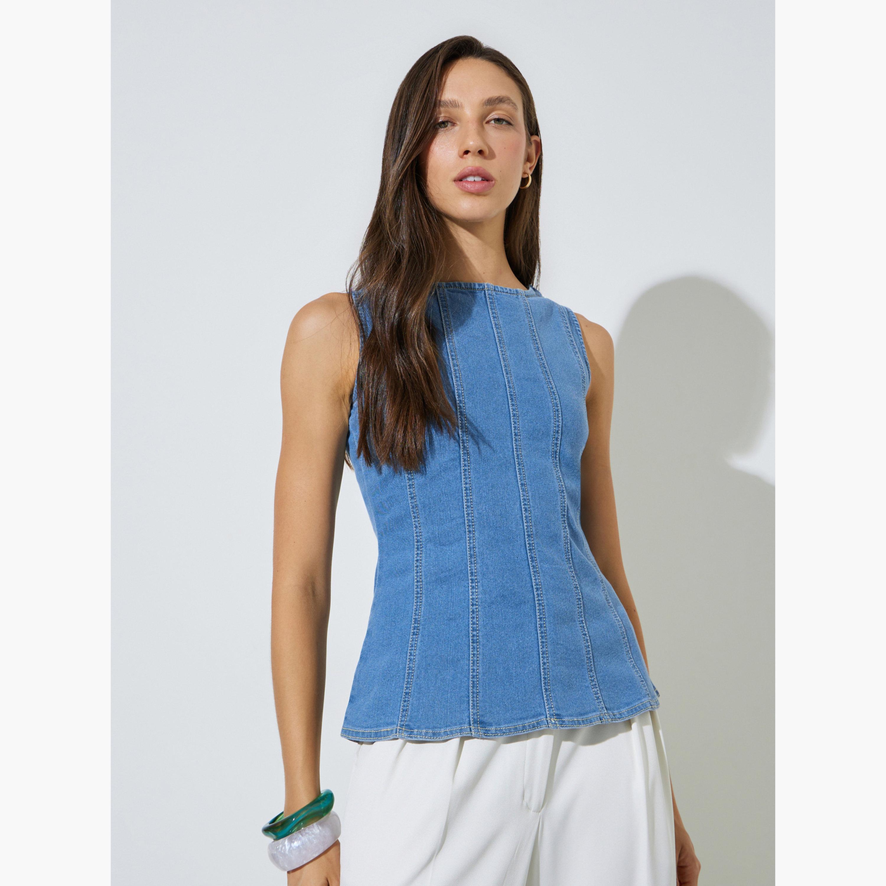 ستايلي - بلوزة جينز زرقاء بدون أكمام بتصميم بيبلوم-women-clothing-shirtsandblouses-blouses-image-1
