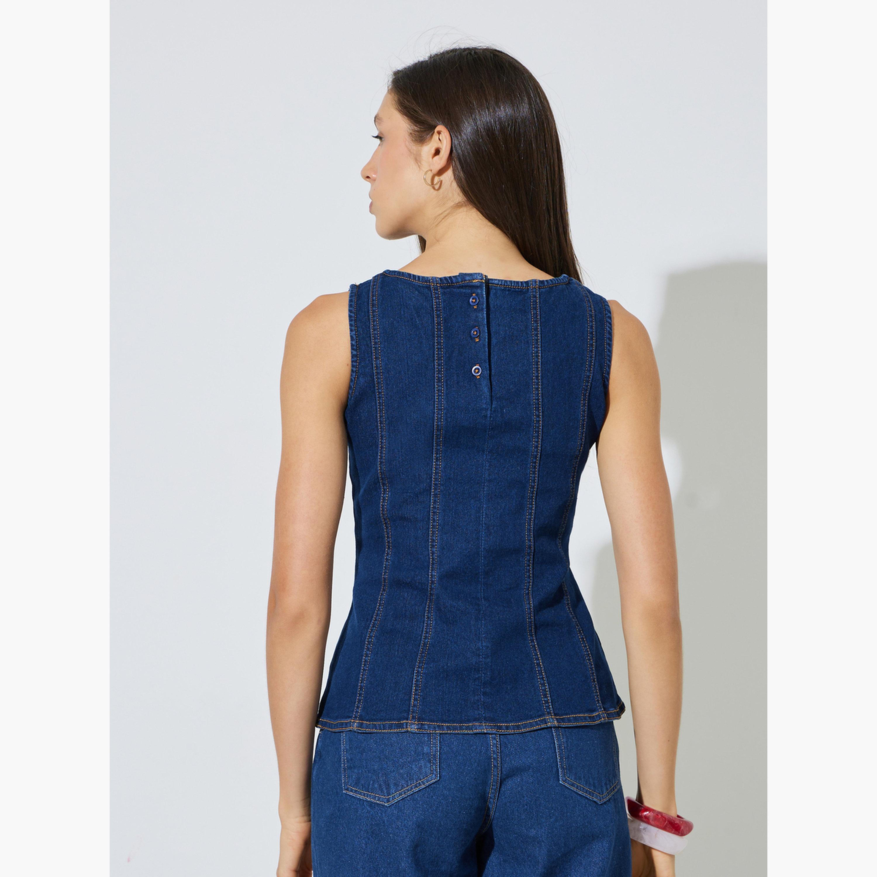 ستايلي - بلوزة جينز زرقاء داكنة بدون أكمام بتصميم بيبلوم-women-clothing-shirtsandblouses-blouses-image-4