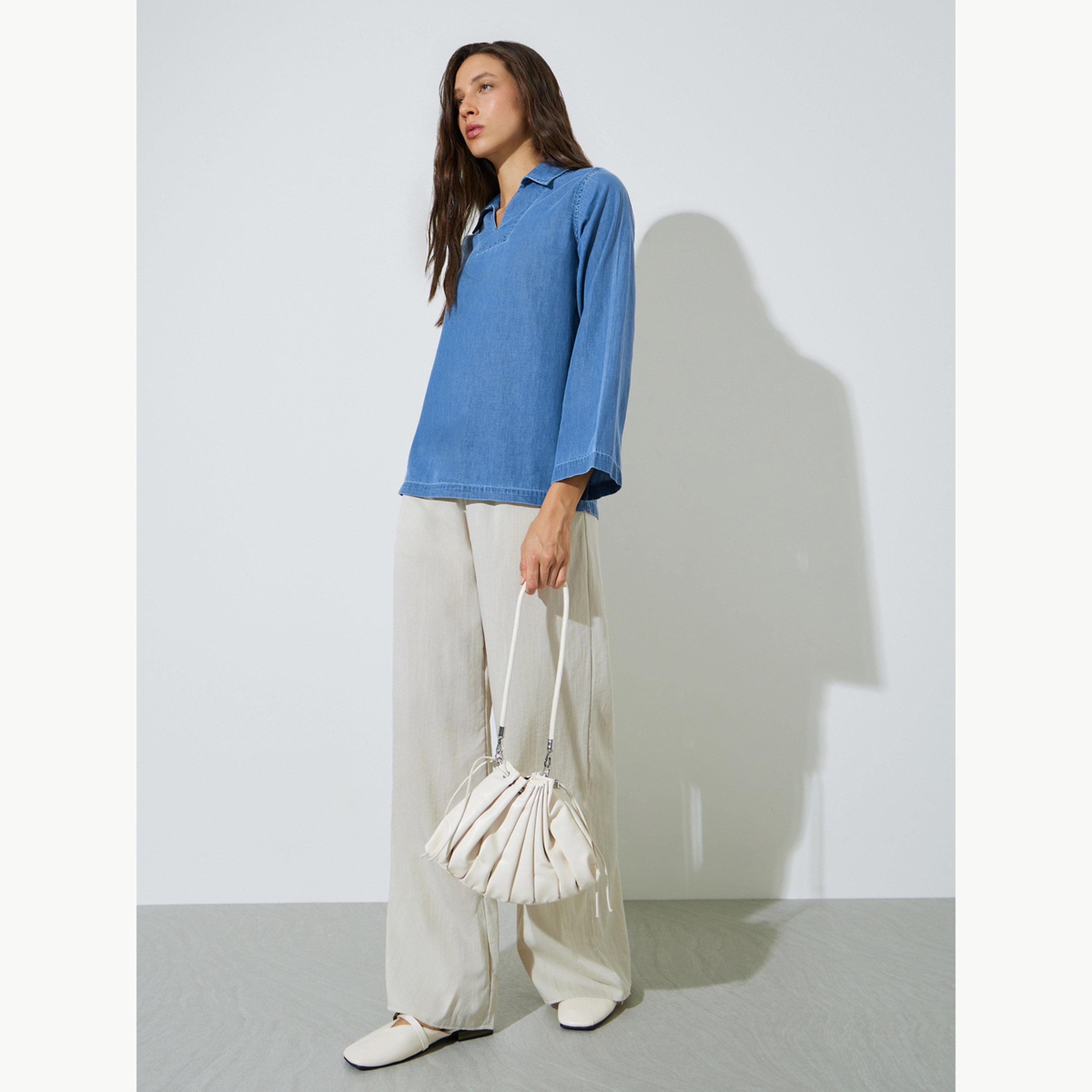 بلوزة دنيم بياقة مفتوحة-women-clothing-shirtsandblouses-blouses-image-2