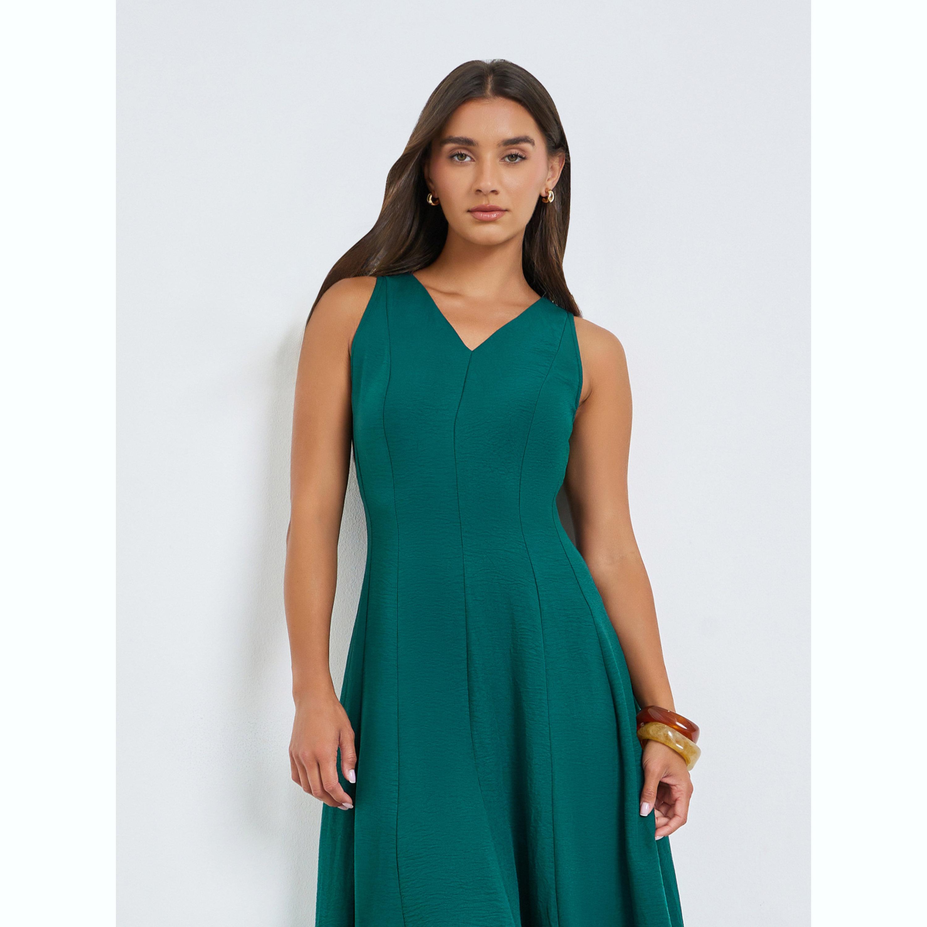 فستان طويل بحافة واسعة بلا أكمام وجيوب جانبية أخضر-women-clothing-dresses-image-2
