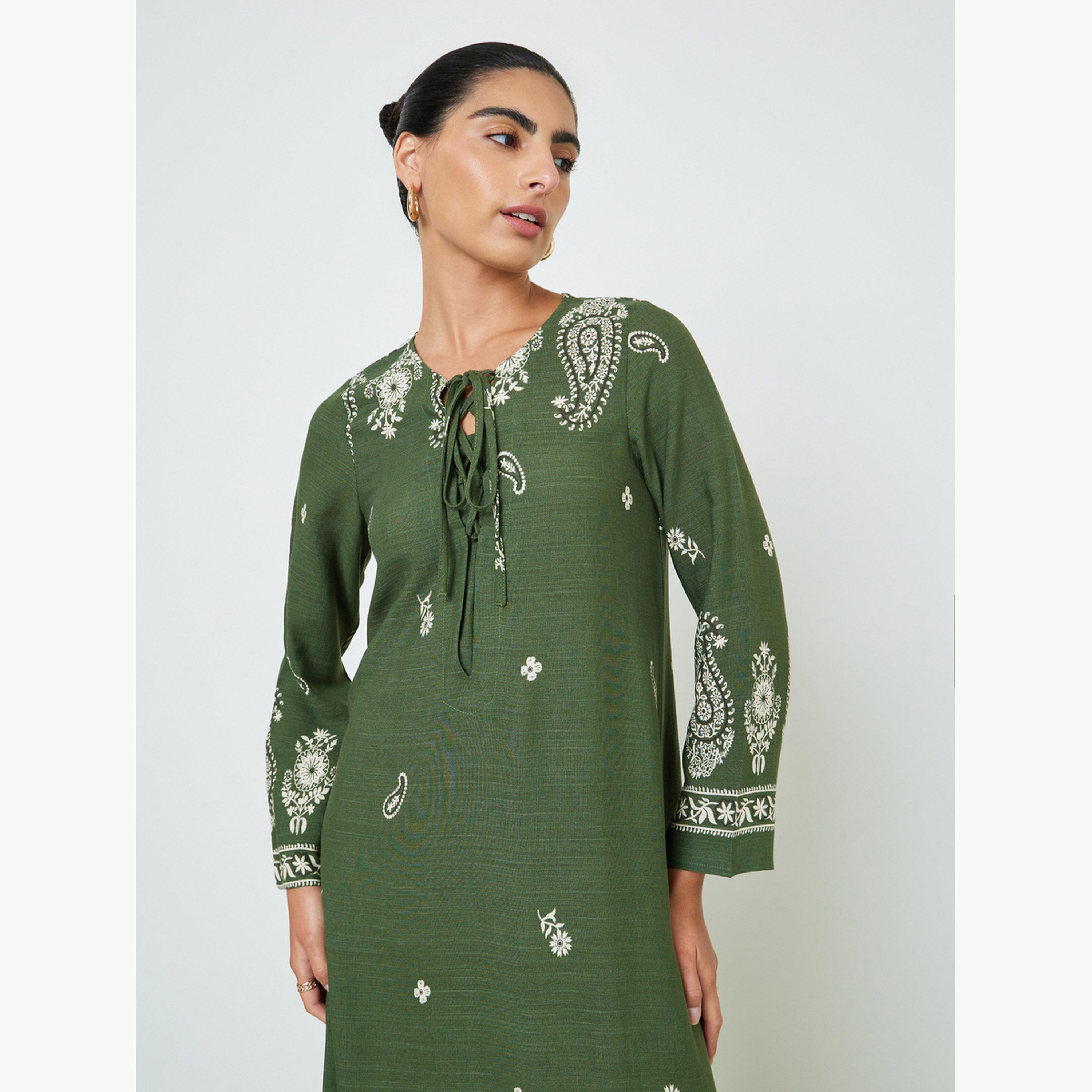 Amirah X Styli Olive Placement Print A-Line Jalabiya-women-arabicclothing-jalabiyas-image-3