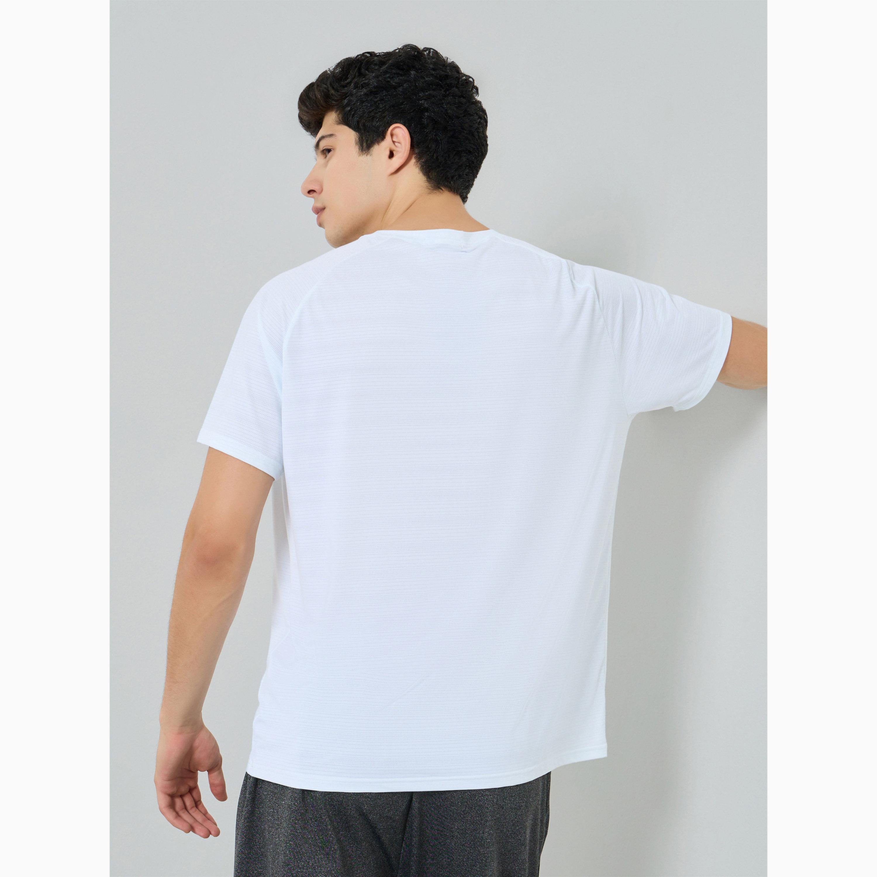 Styli Men Raglan Sleeves Performance T-Shirt-men-clothing-sportswearandactivewear-tshirtsandpolos-image-4
