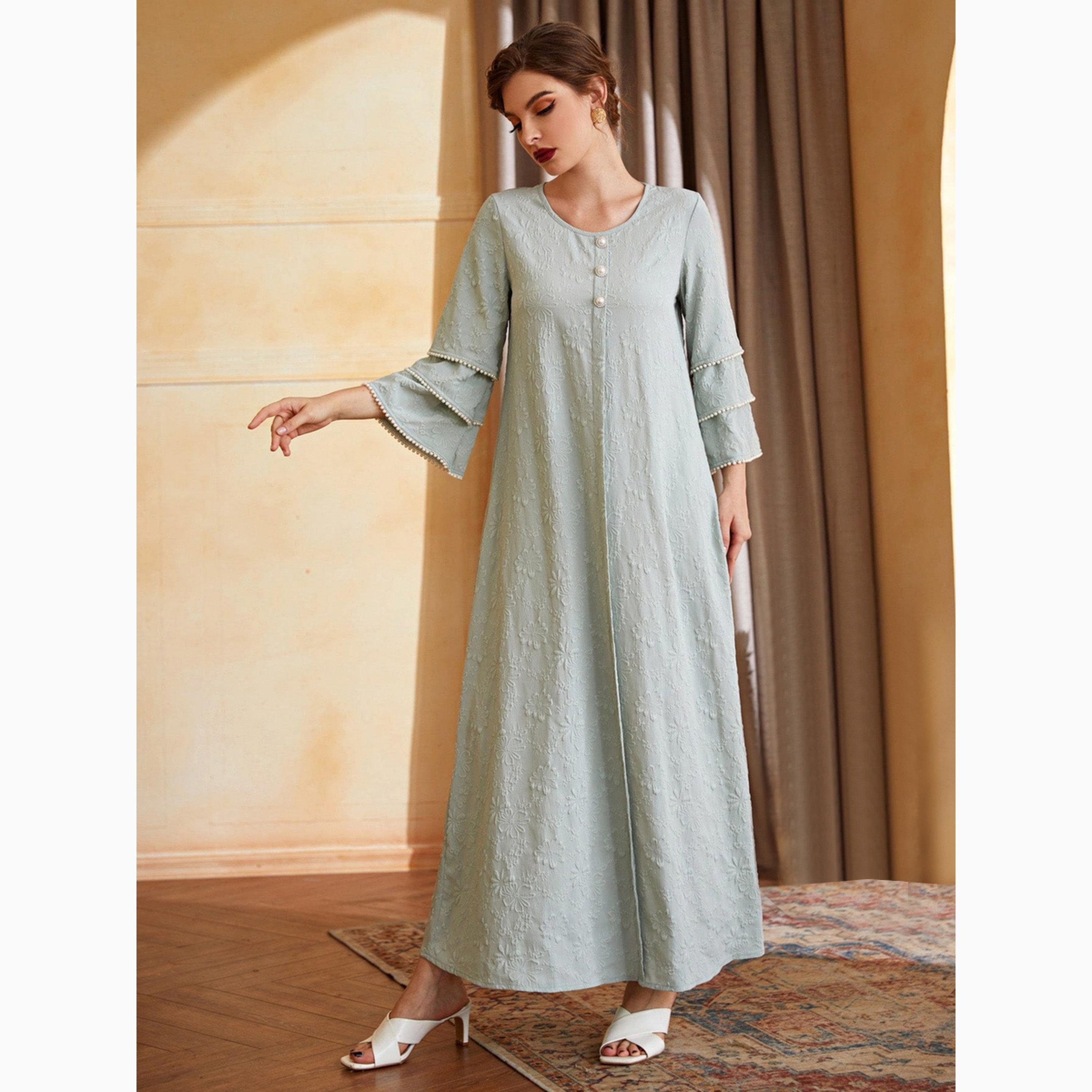 فستان طويل بحافة واسعة وأكمام بطبقات مزينة بلؤلؤ صناعي لون أخضر-women-clothing-dresses-image-3