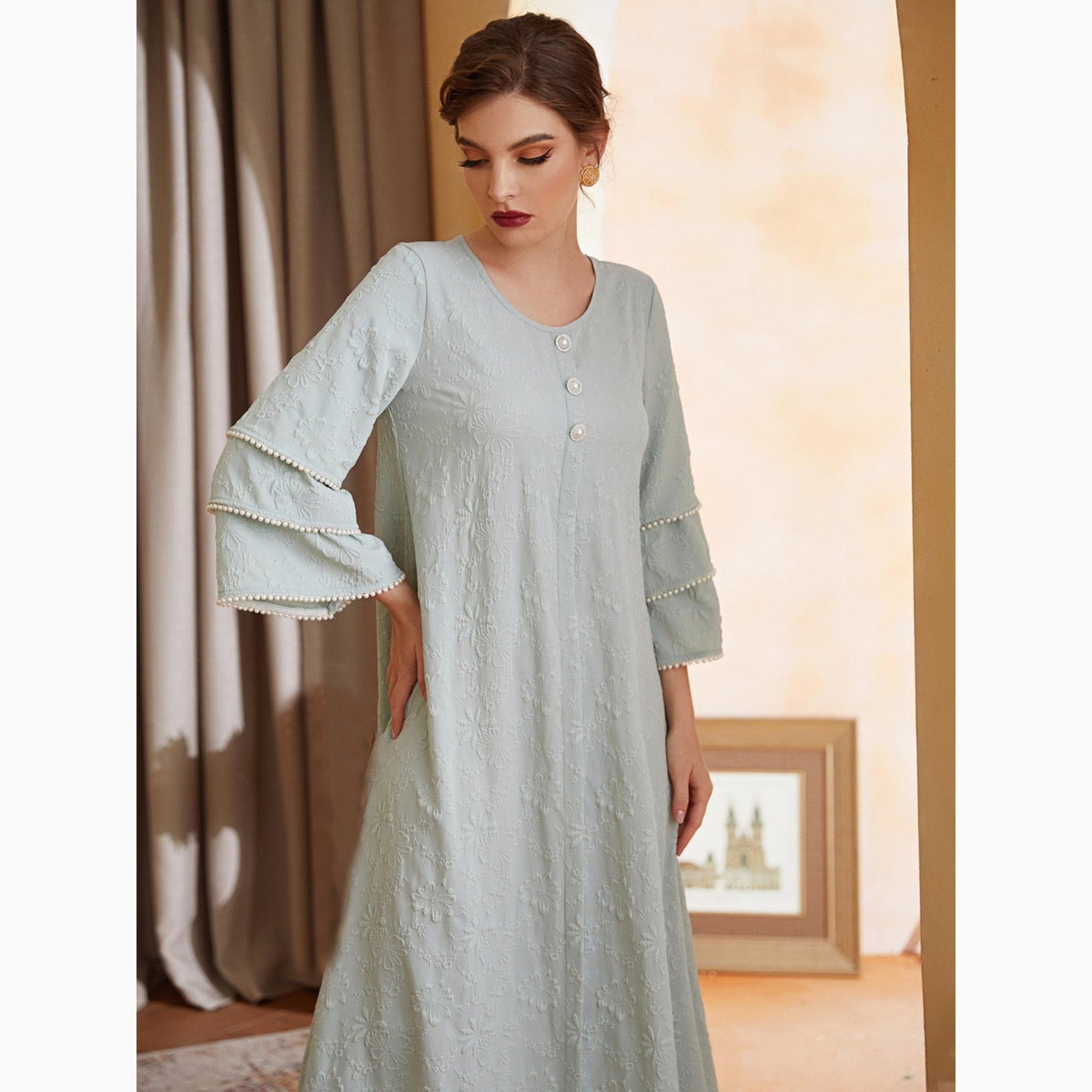 فستان طويل بحافة واسعة وأكمام بطبقات مزينة بلؤلؤ صناعي لون أخضر-women-clothing-dresses-image-5