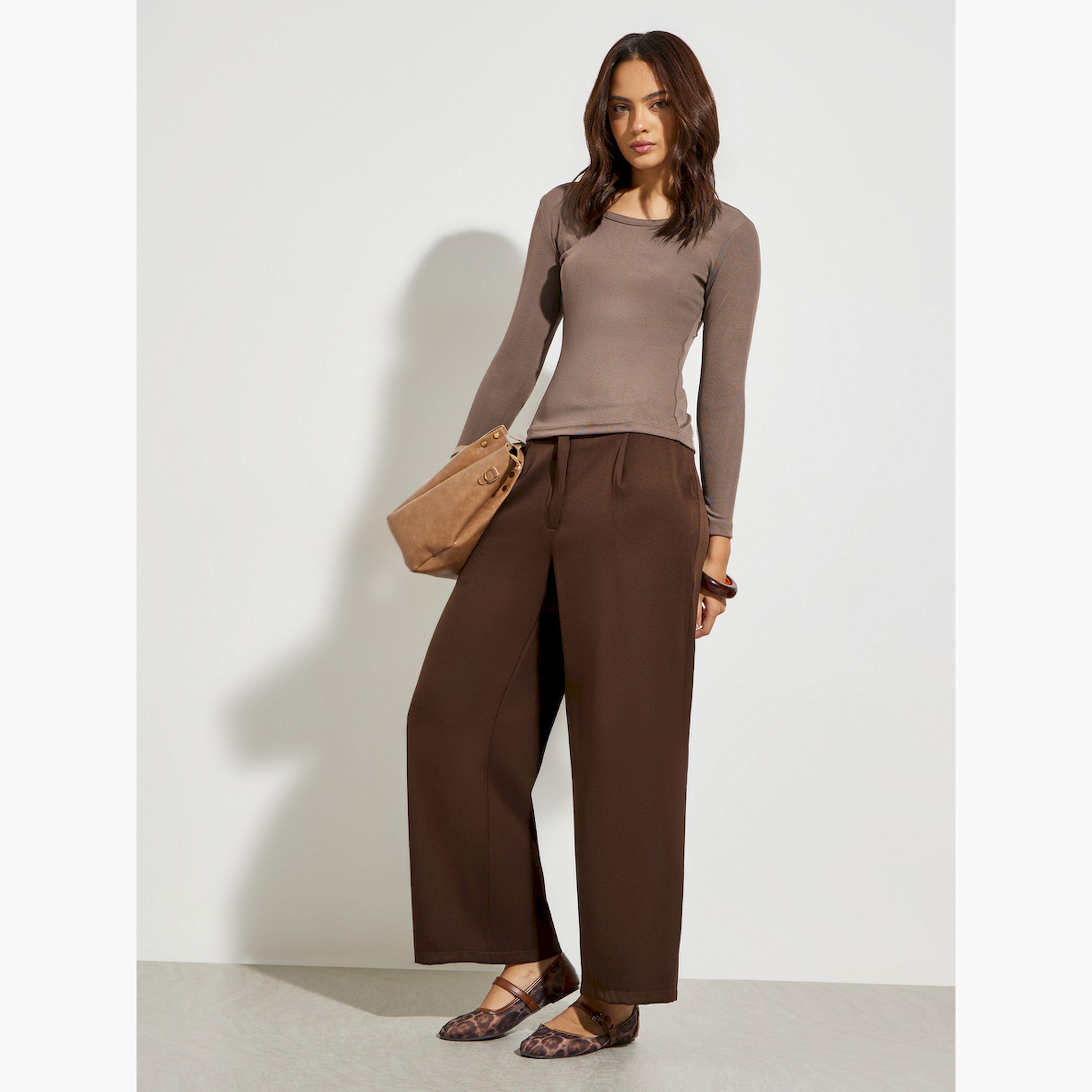 بلوزة محبوكة مضلعة بياقة دائرية-women-clothing-tshirts-image-2