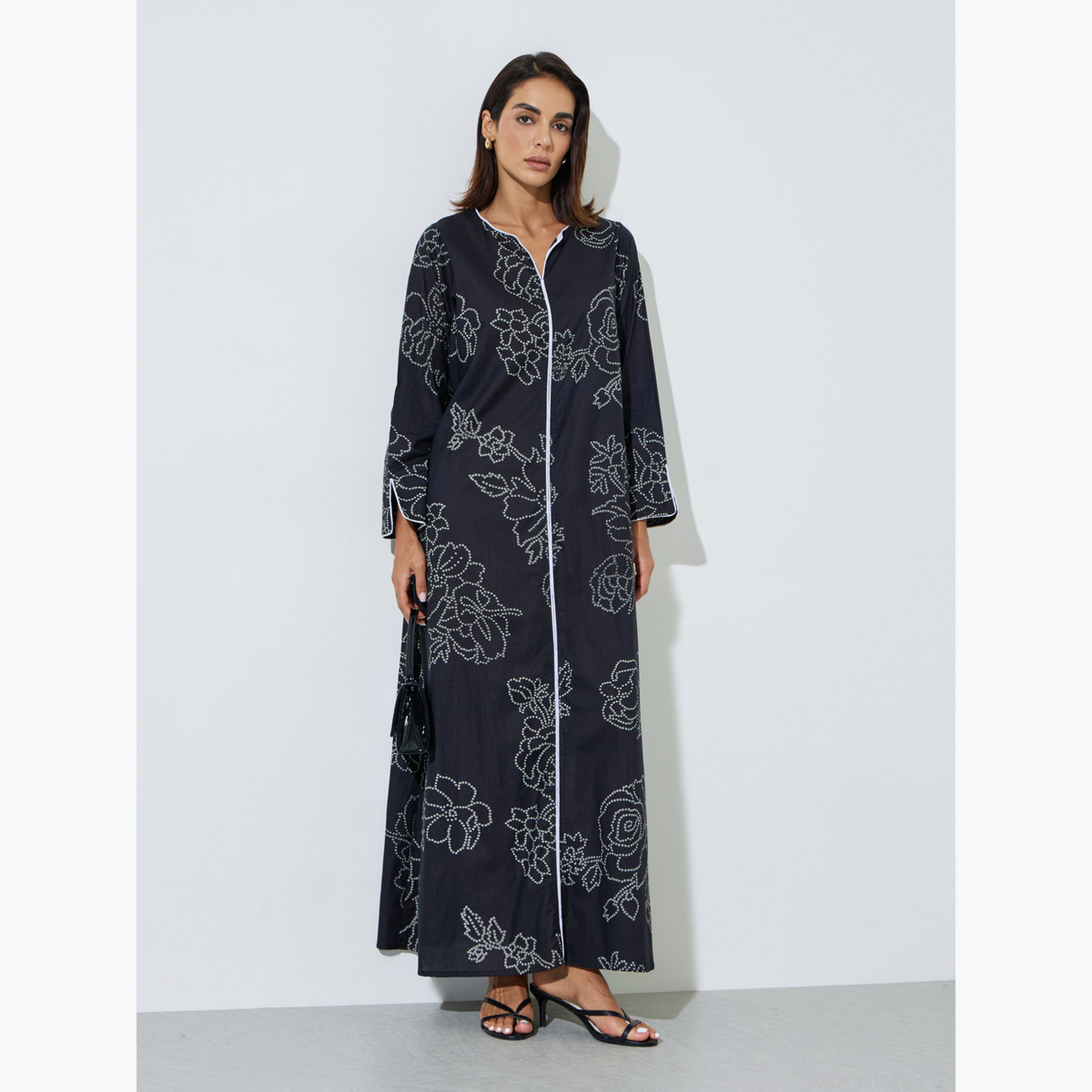 Amirah X Styli Black All Over Print Contrast Trim Maxi Jalabiya-women-arabicclothing-sets-image-1