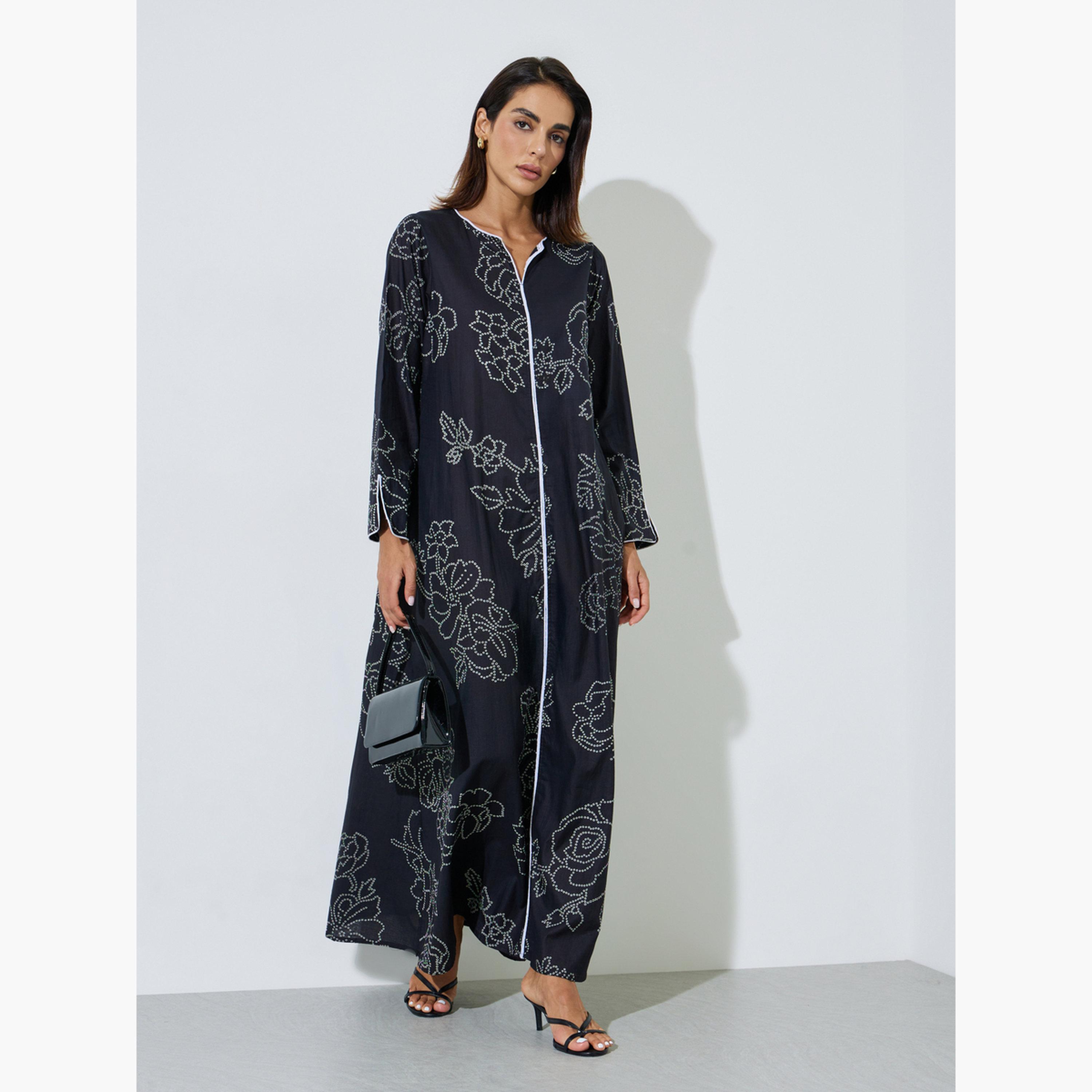 Amirah X Styli Black All Over Print Contrast Trim Maxi Jalabiya-women-arabicclothing-sets-image-3