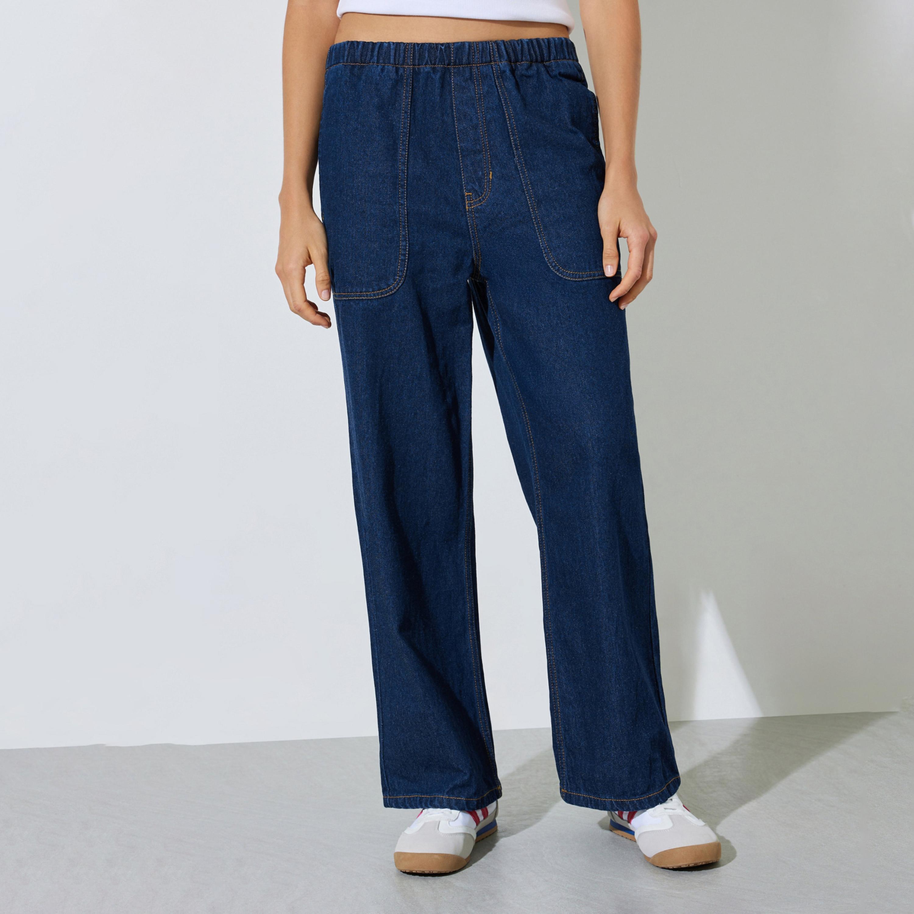 جينز بنمط جوغر بقصة مستقيمة مع جيب رقعة-women-clothing-jeans-image-1