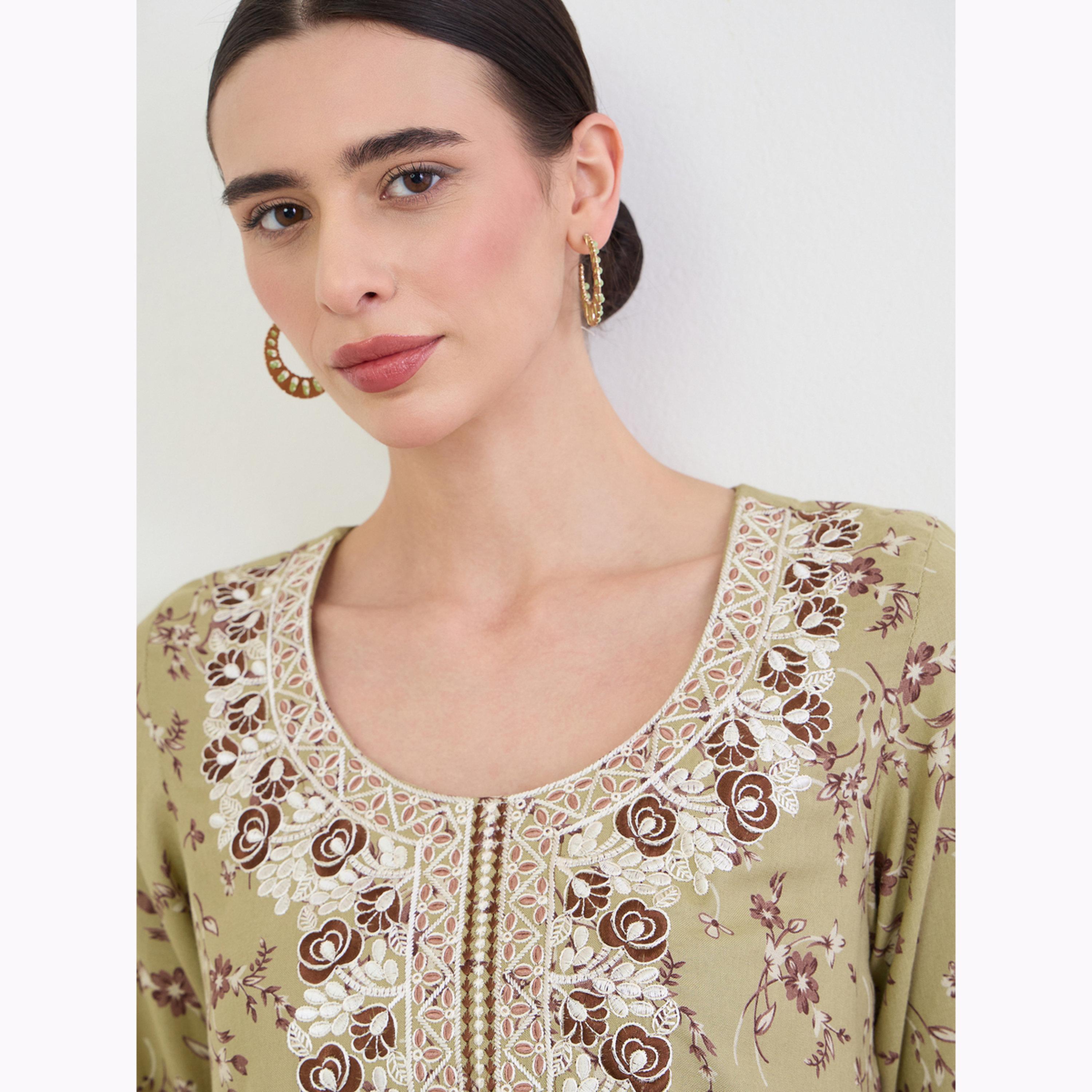 Amirah X Styli Green Floral Print Embroidered Jalabiya-women-arabicclothing-jalabiyas-image-5