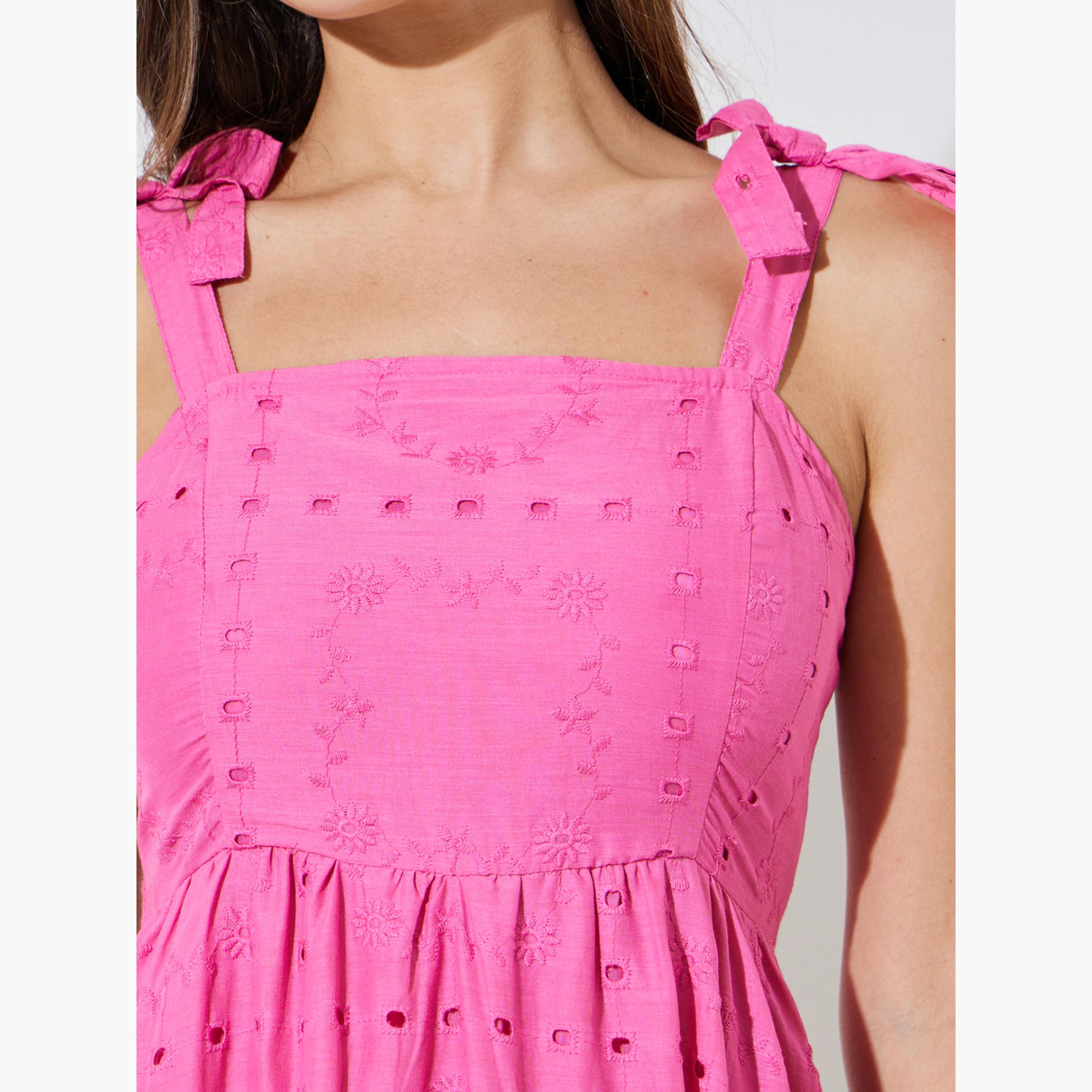 فستان طويل بحافة واسعة بتفاصيل شيفلي-women-clothing-dresses-image-5