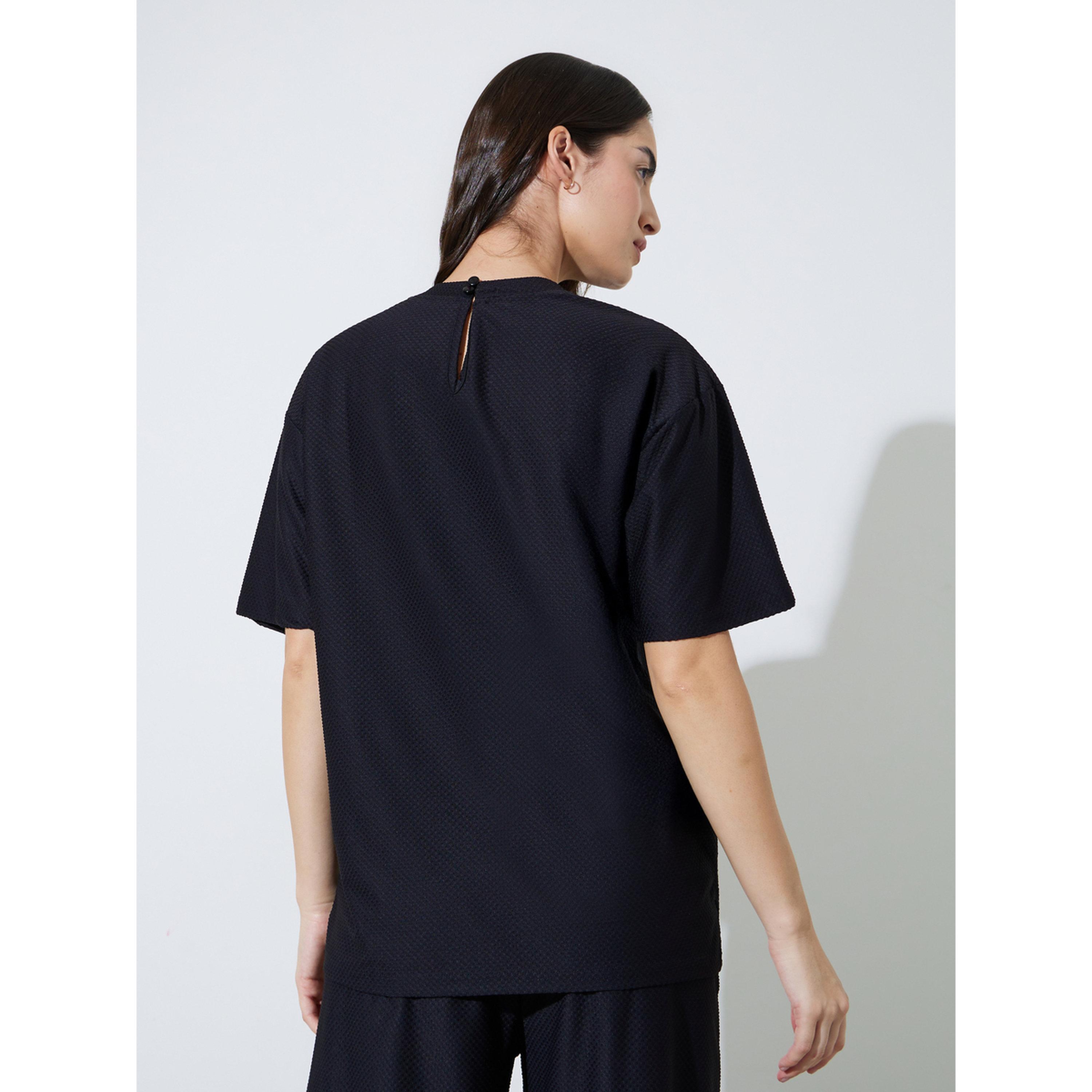 Styli Black Oversized Textured Round Neck T-Shirt-women-clothing-tshirts-image-3
