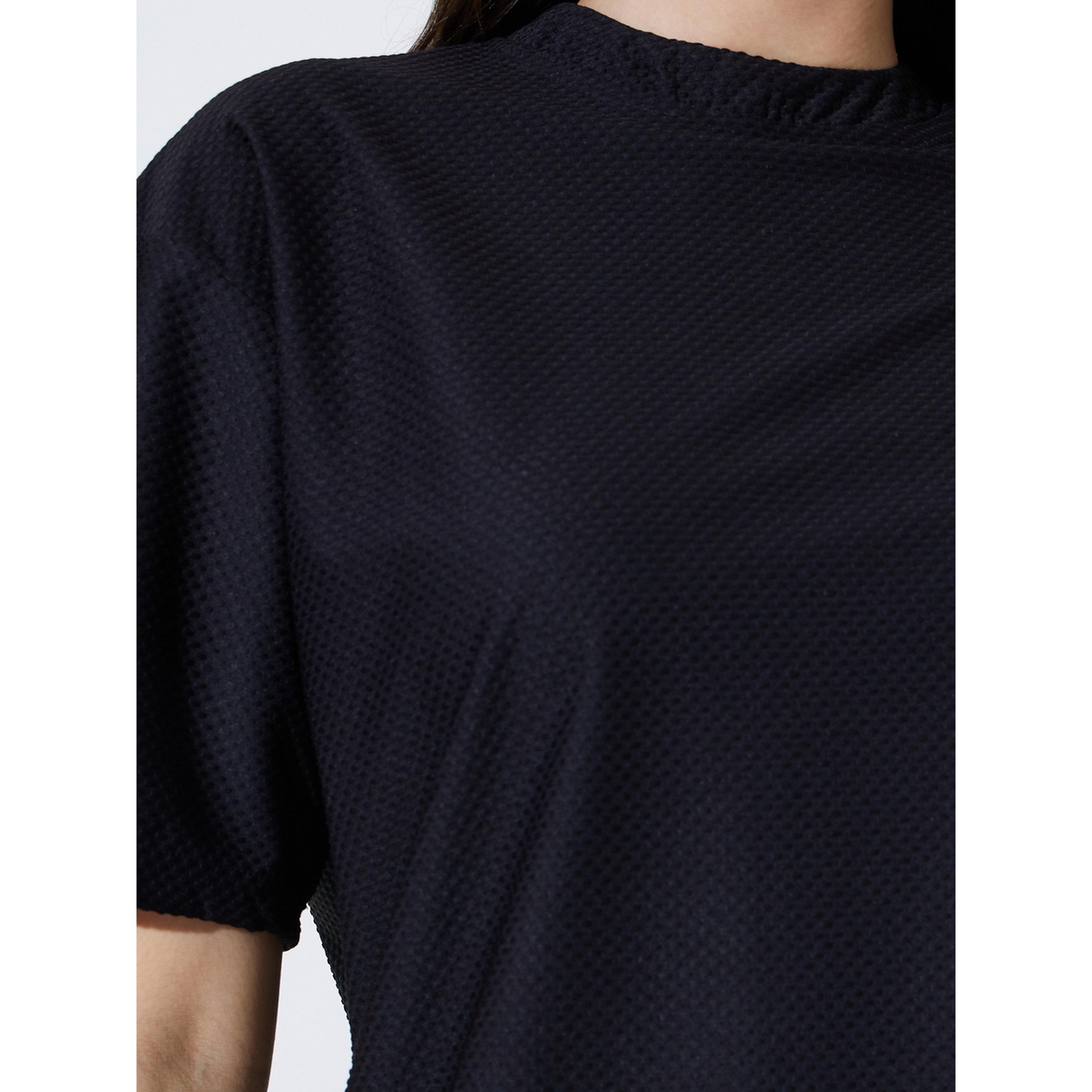 Styli Black Oversized Textured Round Neck T-Shirt-women-clothing-tshirts-image-4