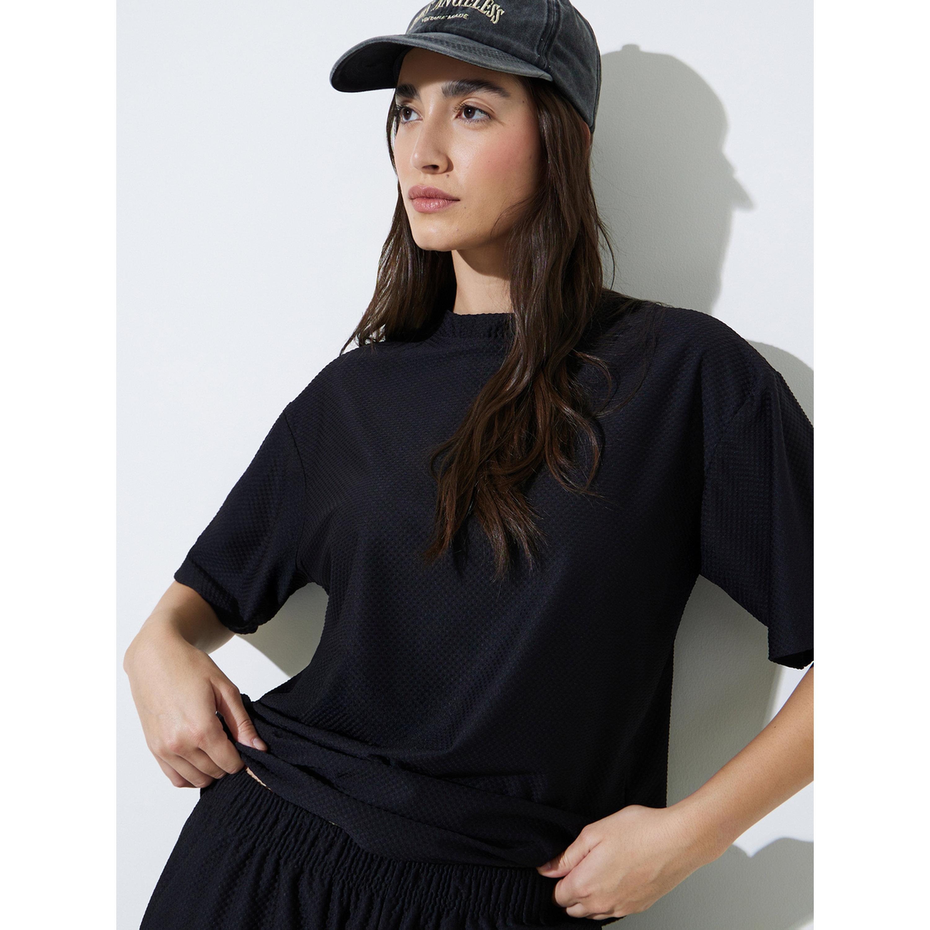 Styli Black Oversized Textured Round Neck T-Shirt-women-clothing-tshirts-image-5