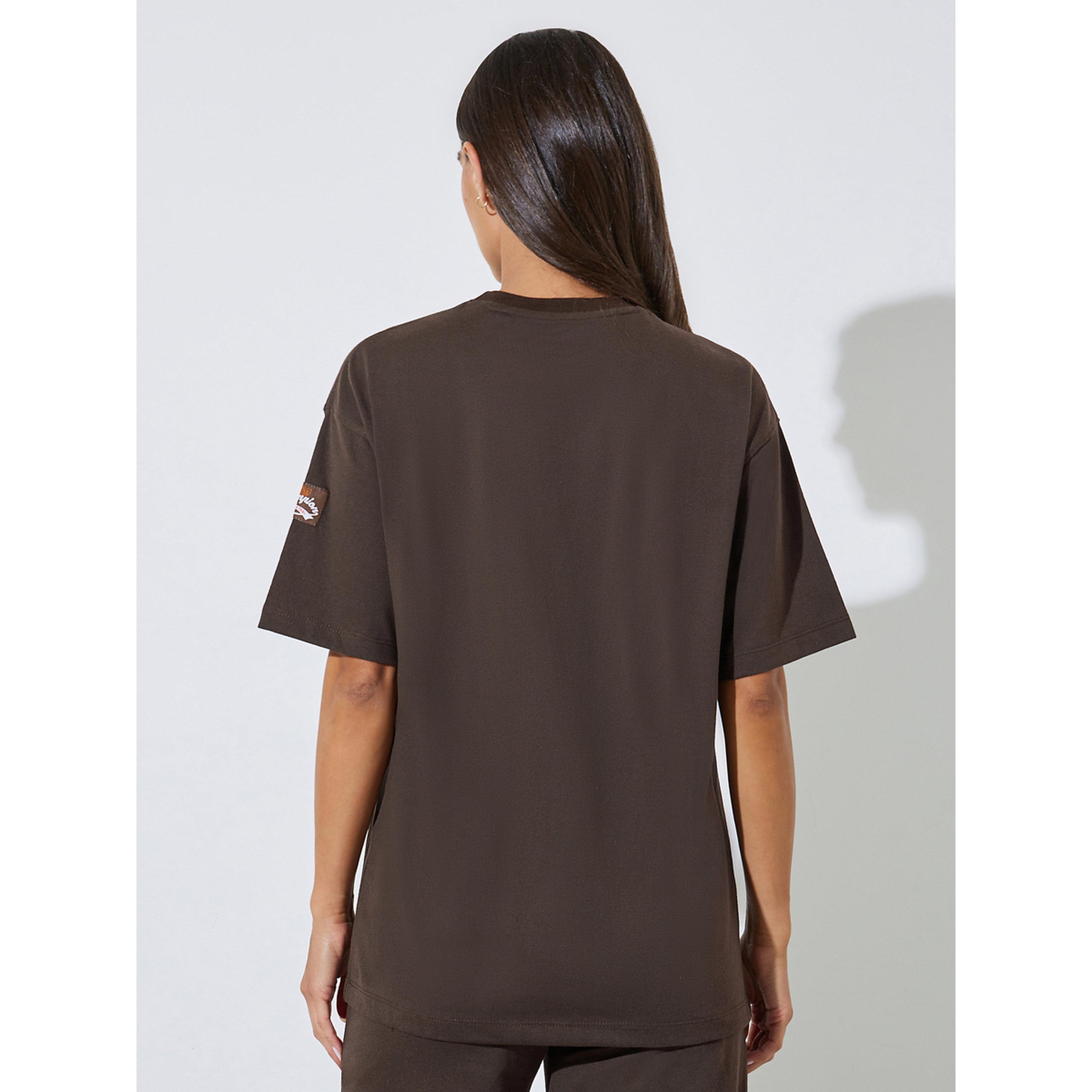 Styli Brown Slogan Print Oversized T-Shirt-women-clothing-tshirts-image-4