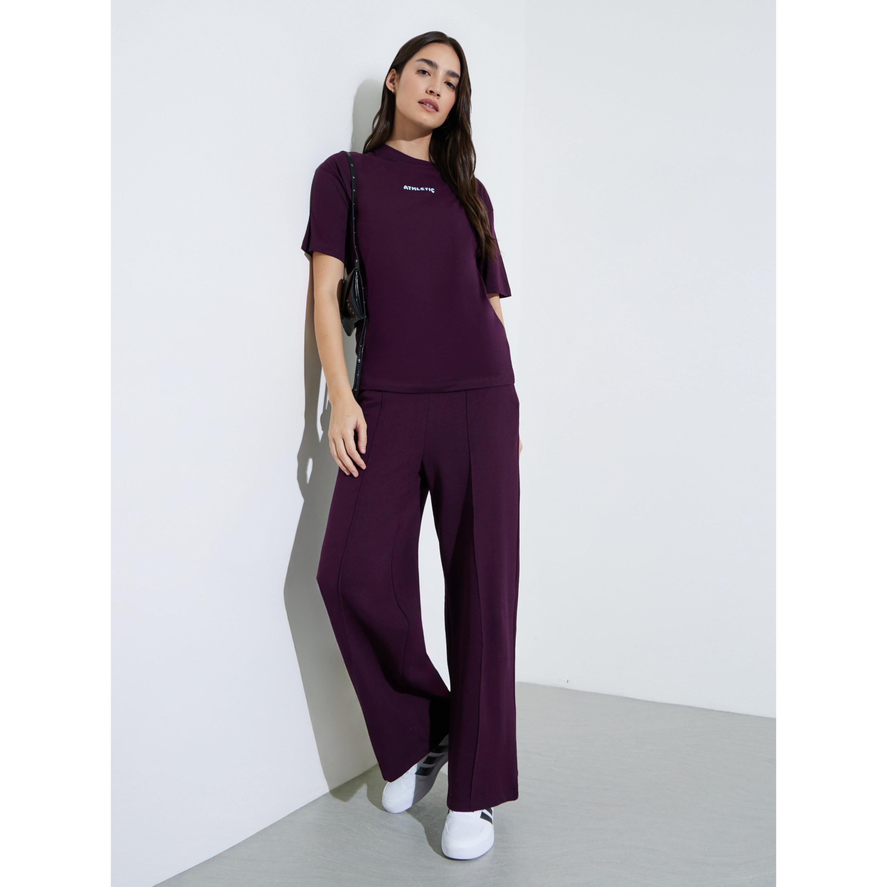 Styli Burgundy Front and Back Slogan Print Oversized T-Shirt-women-clothing-tshirts-image-2