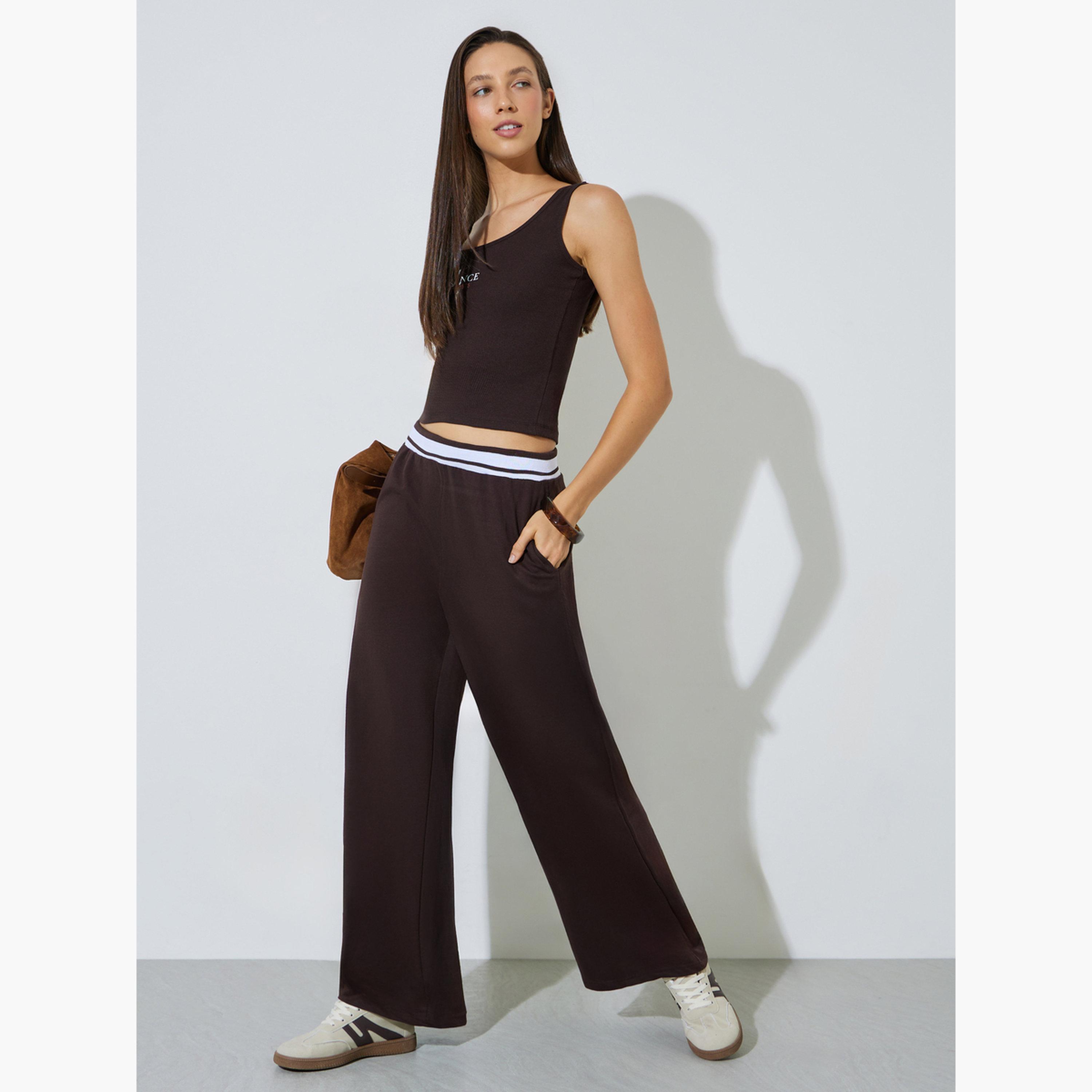 جوغر بأرجل واسعة وحزام خصر مطاطي بلون سادة لون بني كوفي-women-clothing-bottoms-joggers-image-2