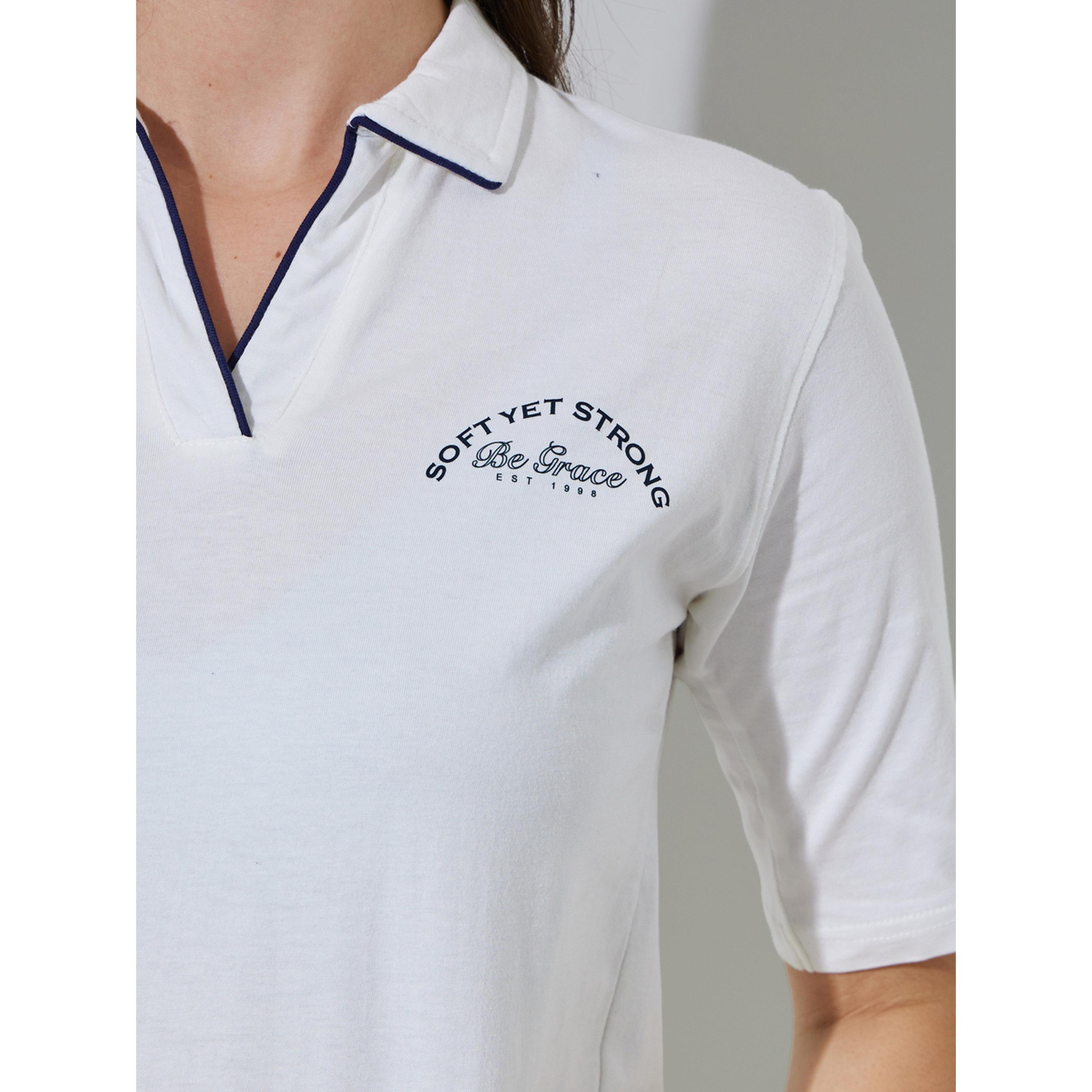 تيشيرت بولو بطبعة شعار وحواف مُتباينة-women-clothing-tshirts-image-5