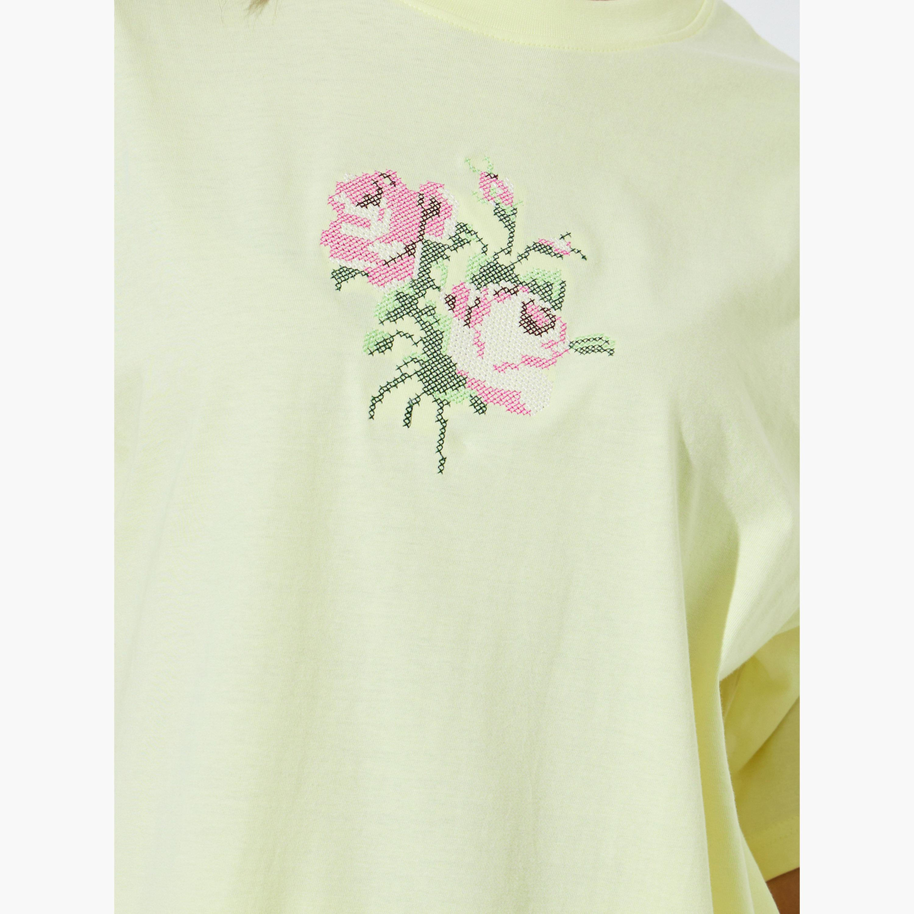 Styli Yellow Oversized Embroidered Cotton T-Shirt-women-clothing-tshirts-image-5