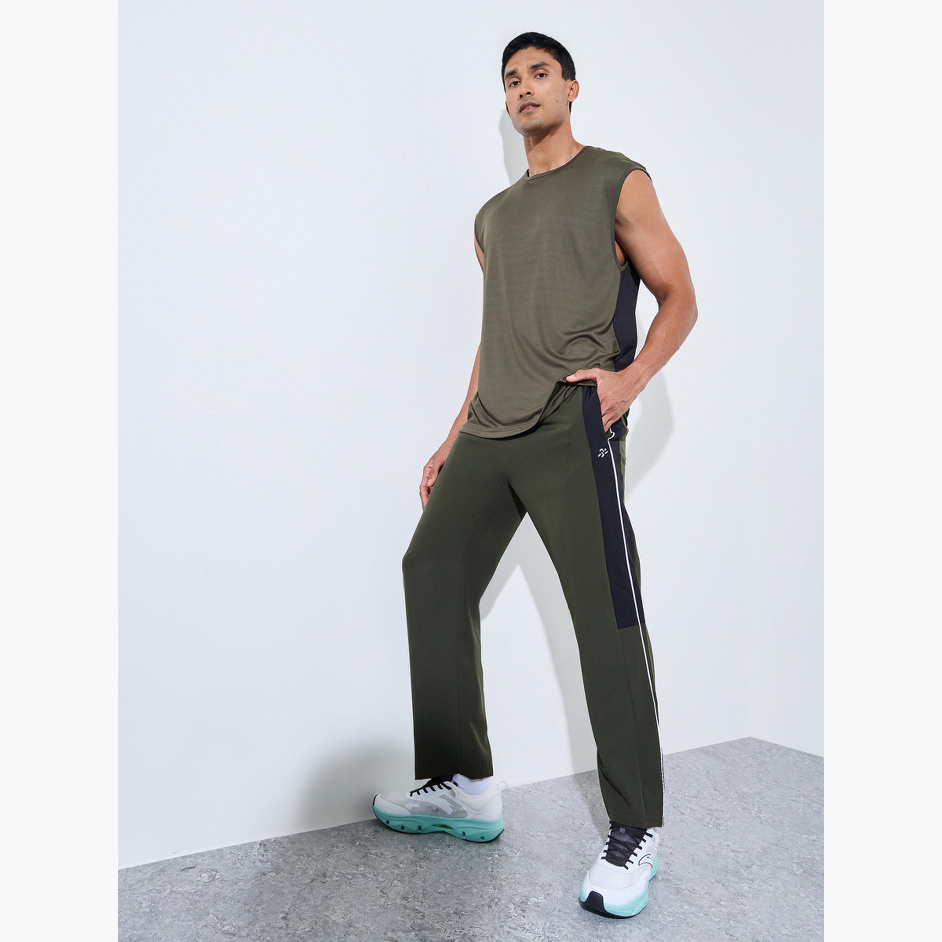 بنطال تمرين بقصة عادية للرجال-men-clothing-sportswearandactivewear-bottoms-image-2