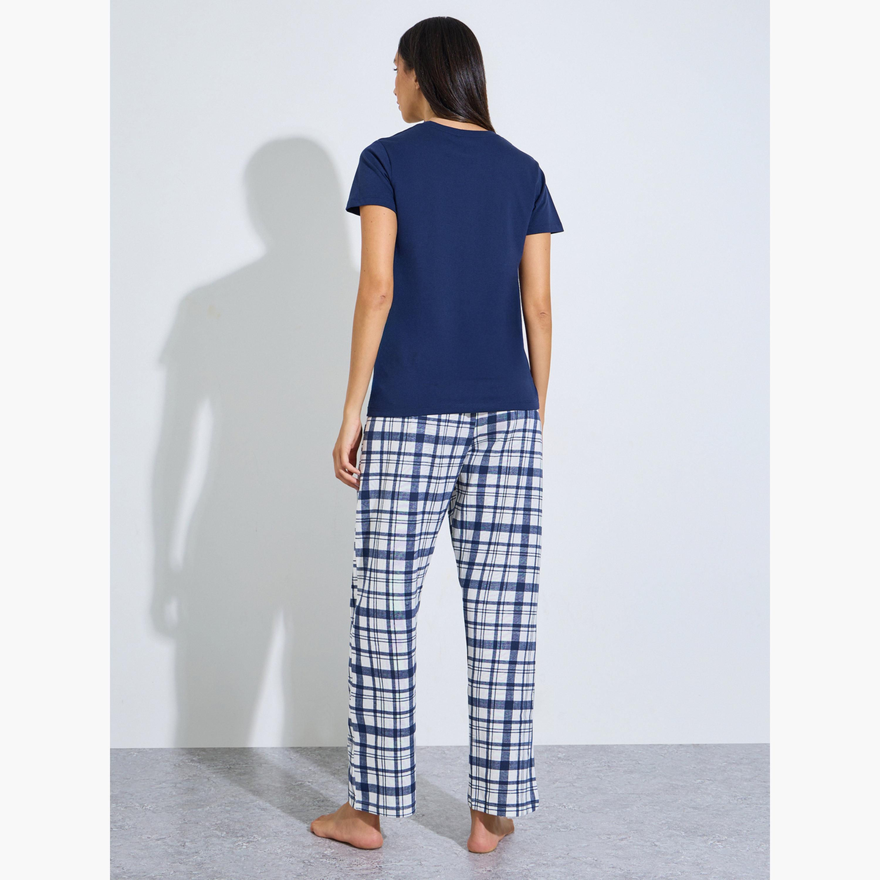ستايلي - طقم تيشيرت بيجاما بنقشة مربعات من نادي كوزي جيرل باللون الأزرق البحري-women-clothing-nightwear-pyjamas-longsets-image-4